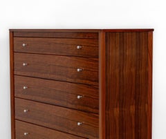 Élégante commode en laurier indien de Gordon Russell Circa 1960