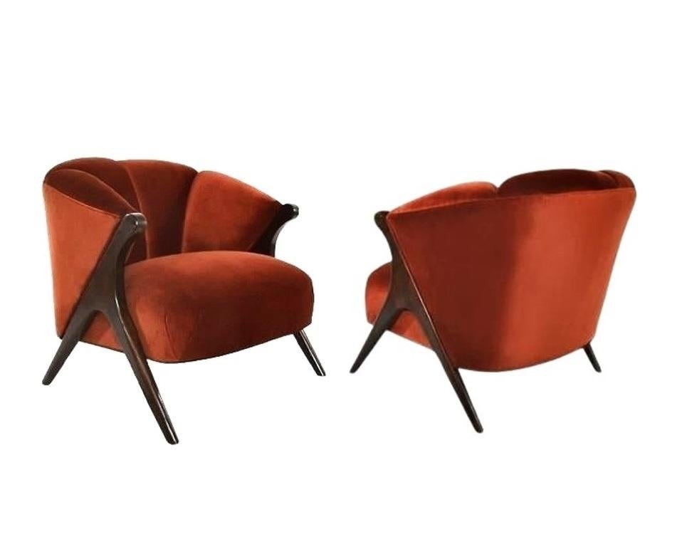 Karpen of California Barrel Lounge Chairs Bon état - En vente à Dallas, TX