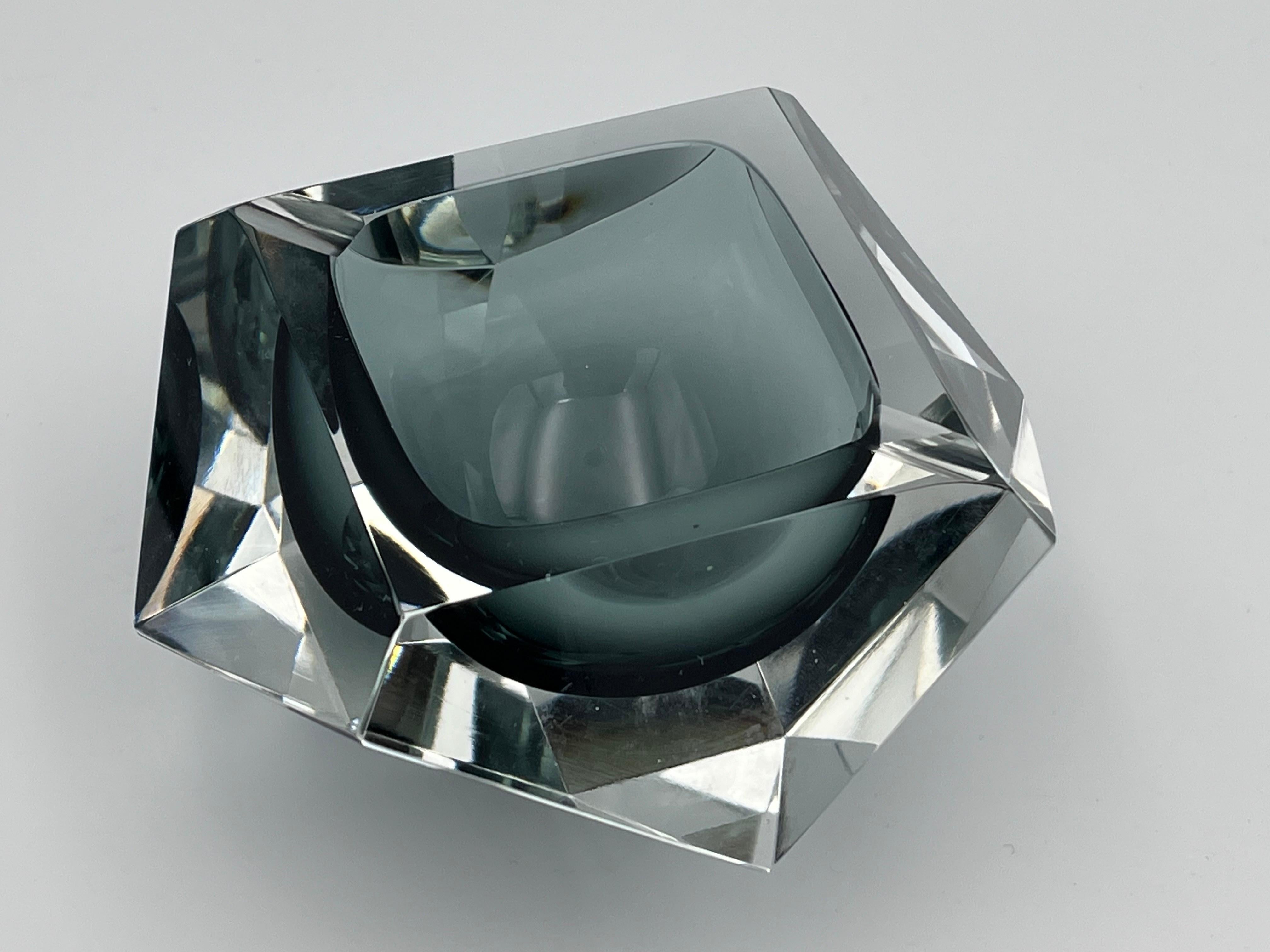 Elegante posacenere in vetro e cristallo MCM di metà secolo / Vide Poche con interno grigio blu in vendita 4