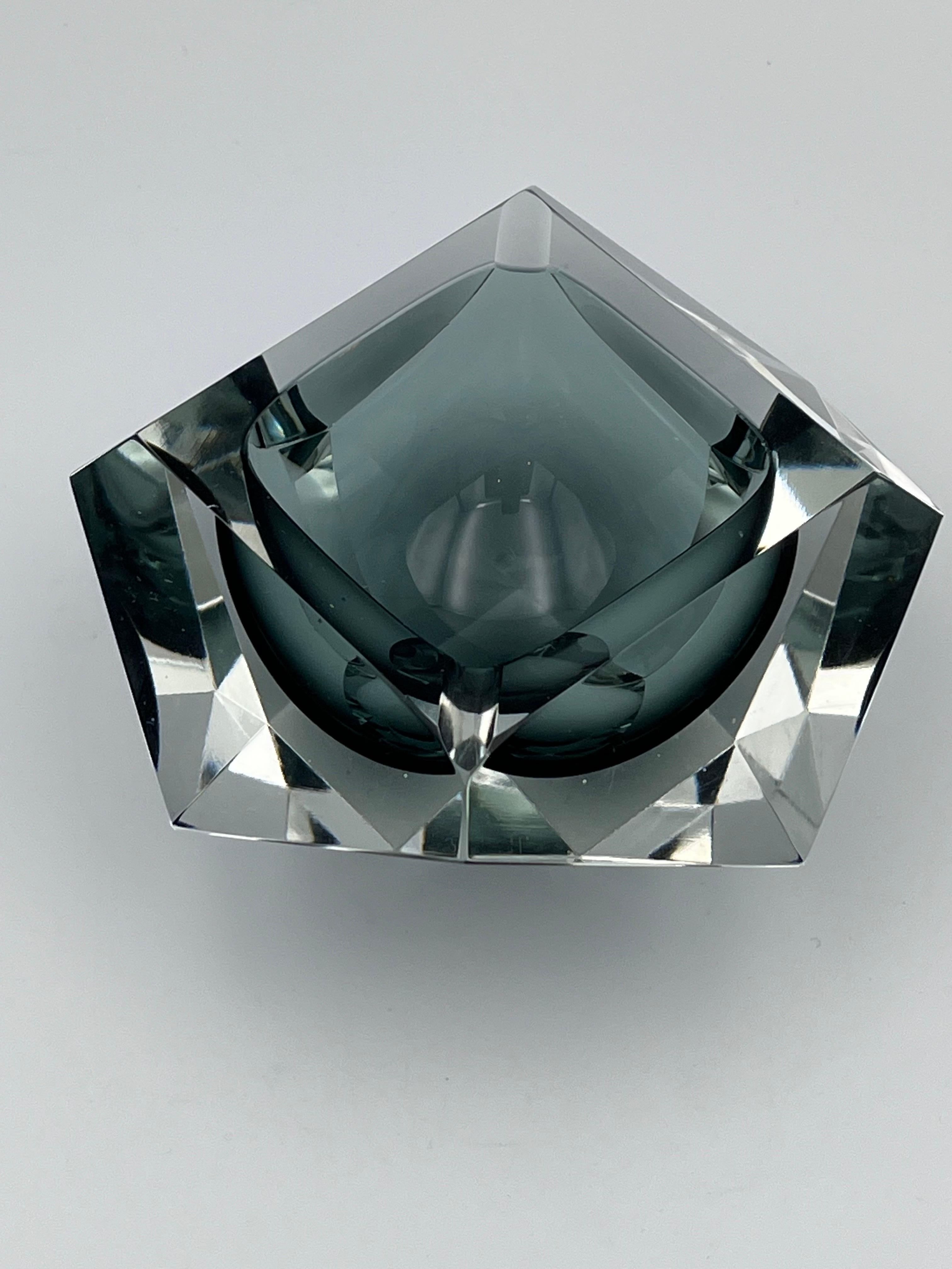 Elegante posacenere in vetro e cristallo MCM di metà secolo / Vide Poche con interno grigio blu in vendita 2