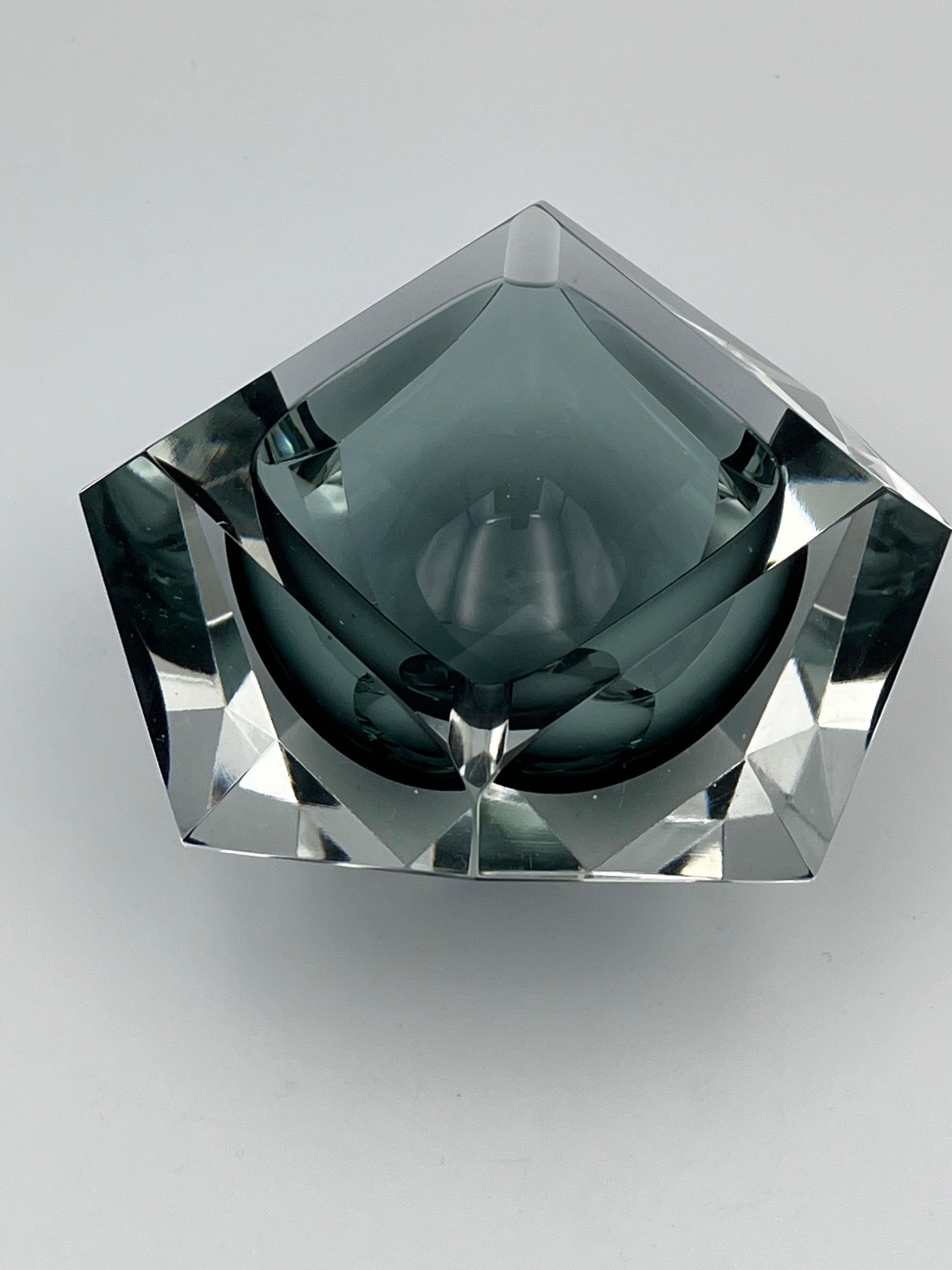 Elegante posacenere in vetro e cristallo MCM di metà secolo / Vide Poche con interno grigio blu in vendita 3