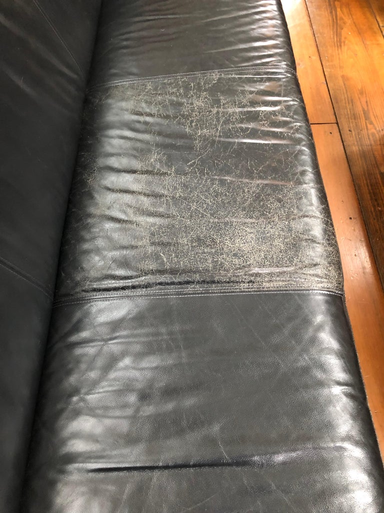 Sleek MidCentury Modern Black Leather Sofa For Sale at 1stDibs