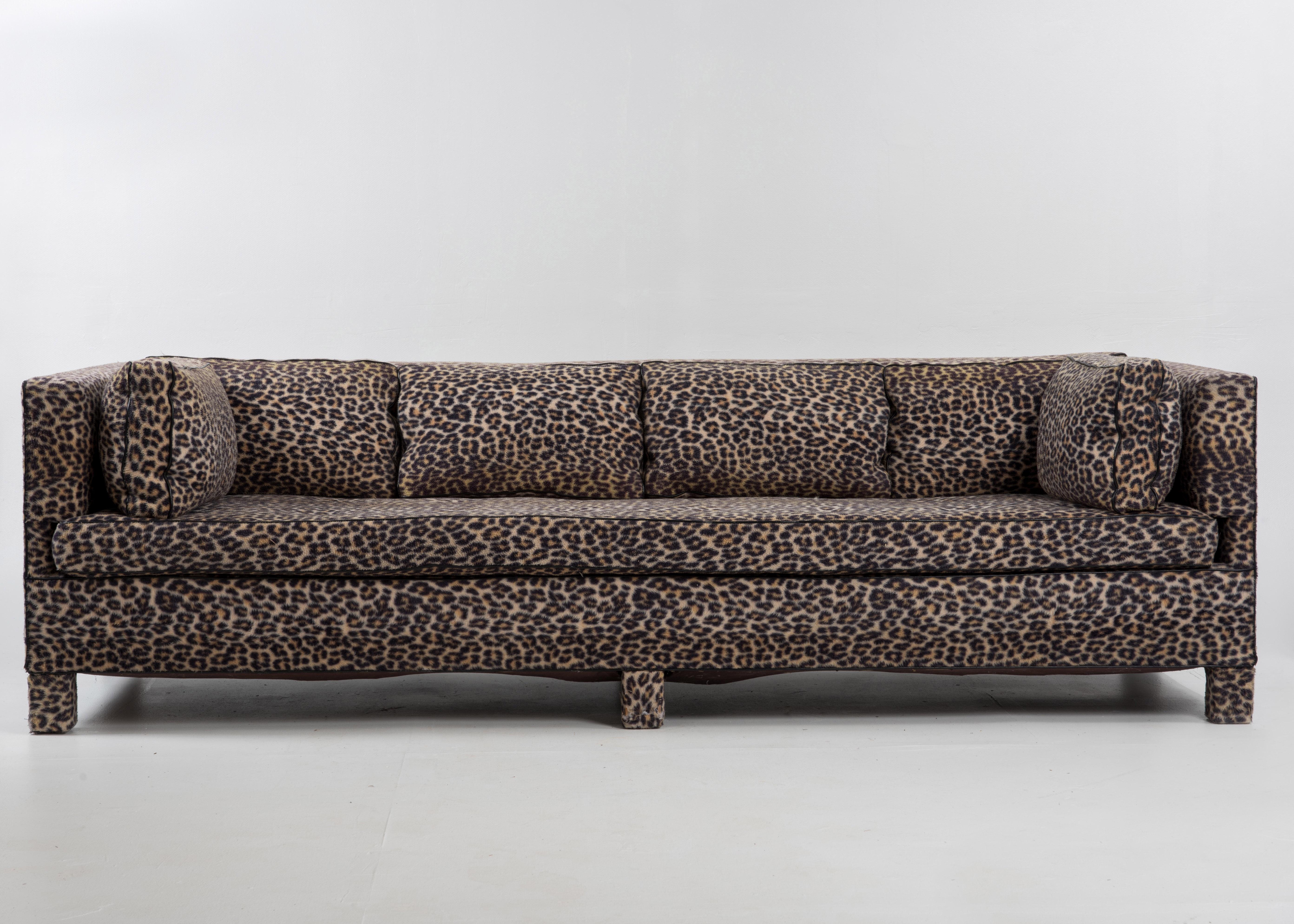 Sleek Mid-Century Modern Moviestar Sofa by Billy Baldwin 6