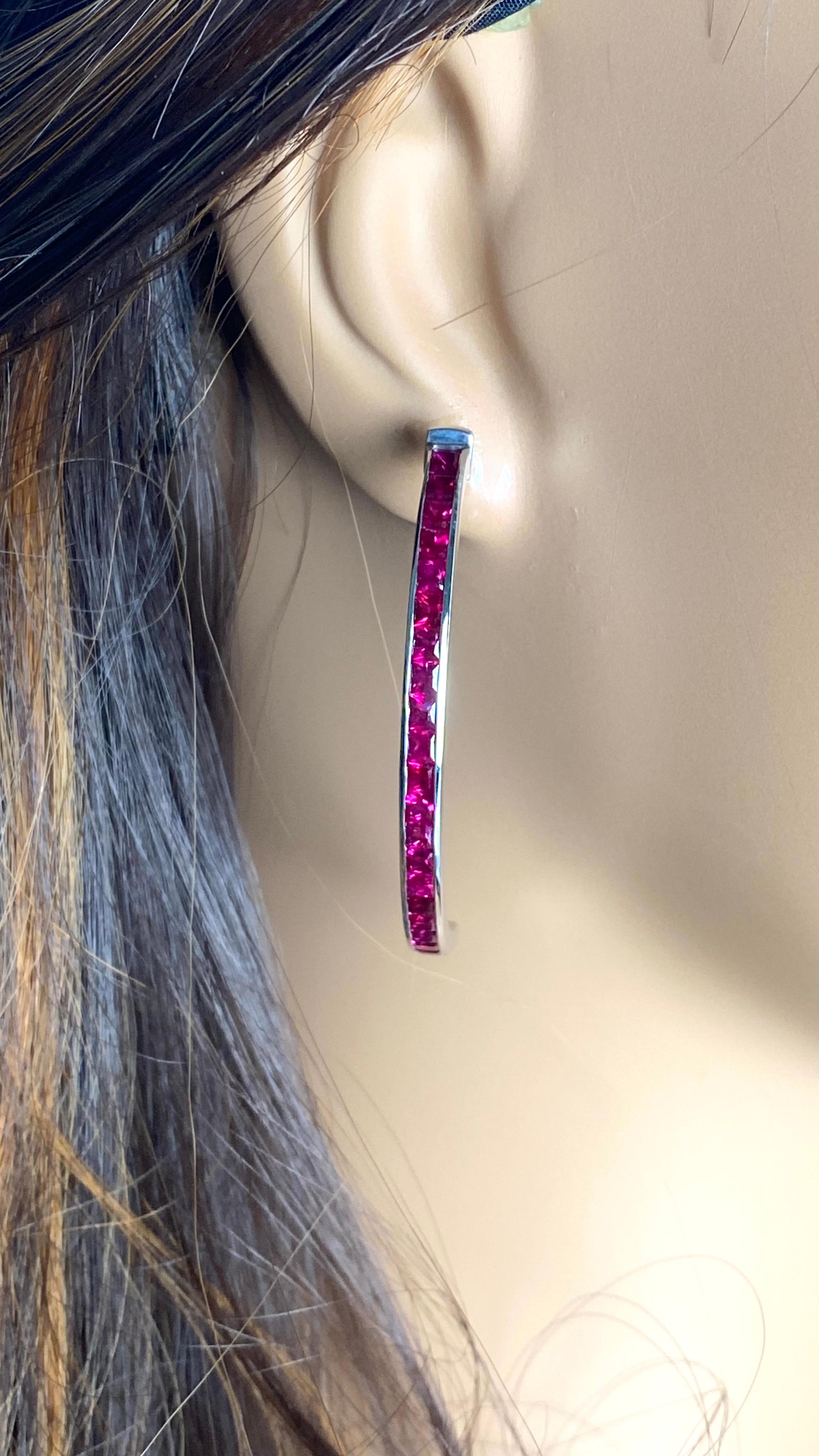 Sleek Modern Design White Gold 2 Inch Hoops Matched Square Rubies 7.90 Carats For Sale 1