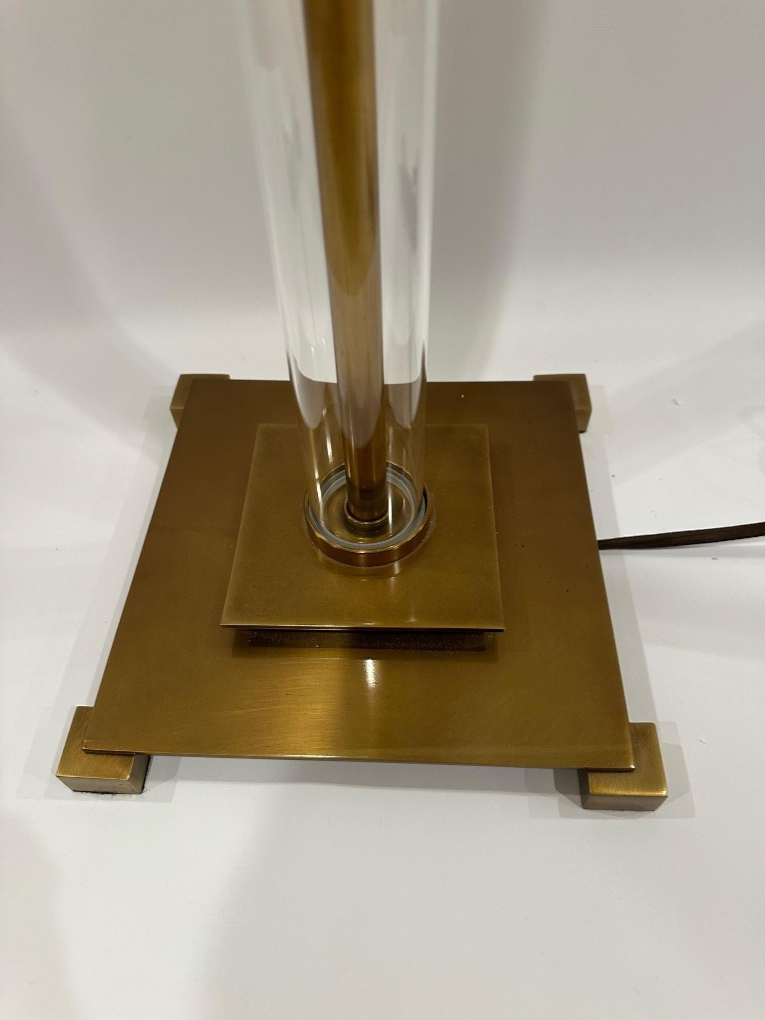Sleek Modern Designer Floor Lamp In Good Condition For Sale In Hopewell, NJ