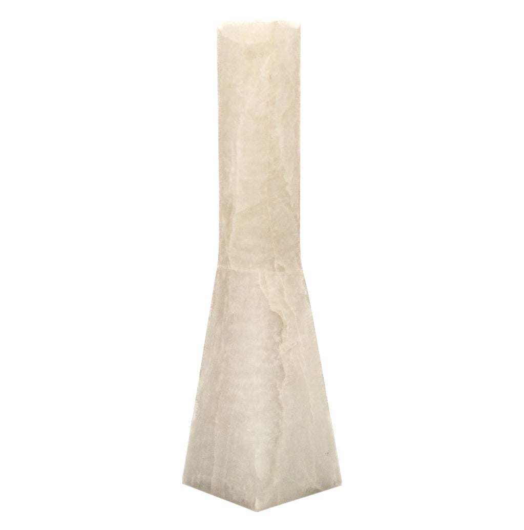 Elegante jarrón contemporáneo moderno de ónice blanco natural de Lucas Tyra Morten