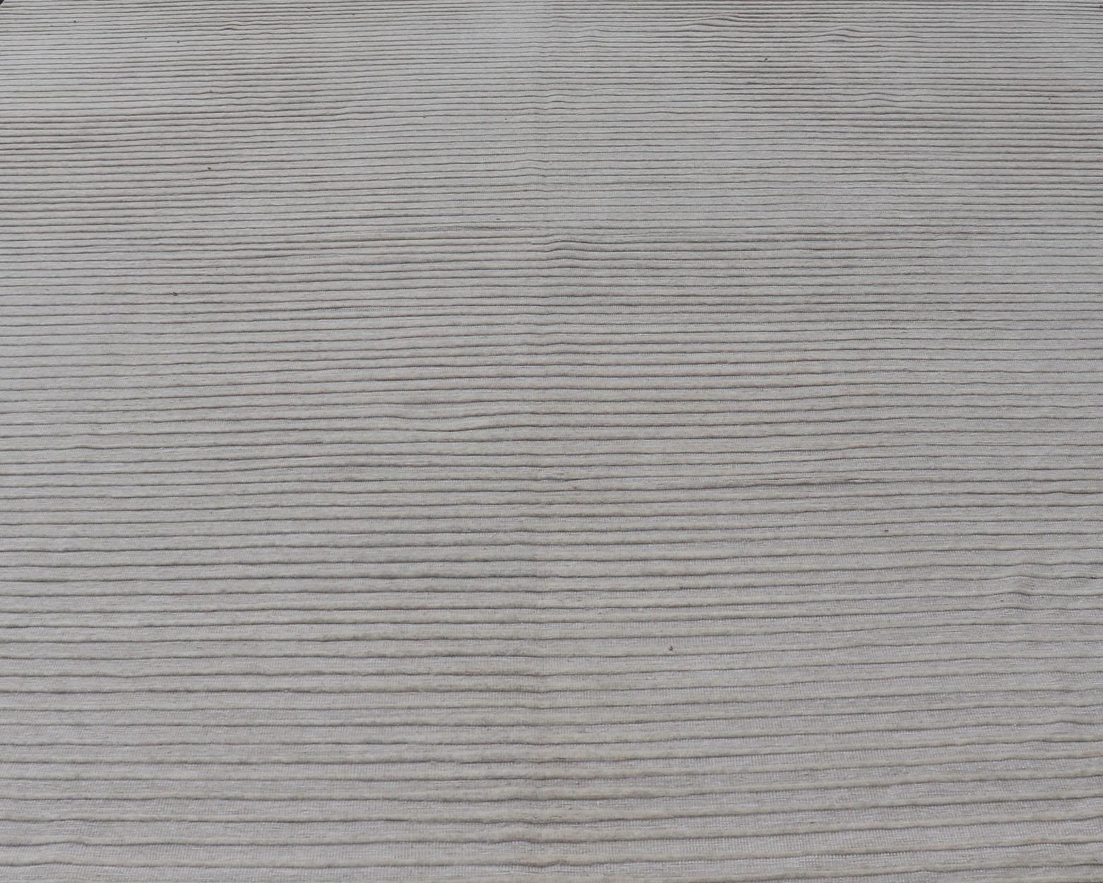 Tapis moderne en laine dans les tons beige et ivoire 12 x 15'1 en vente 1