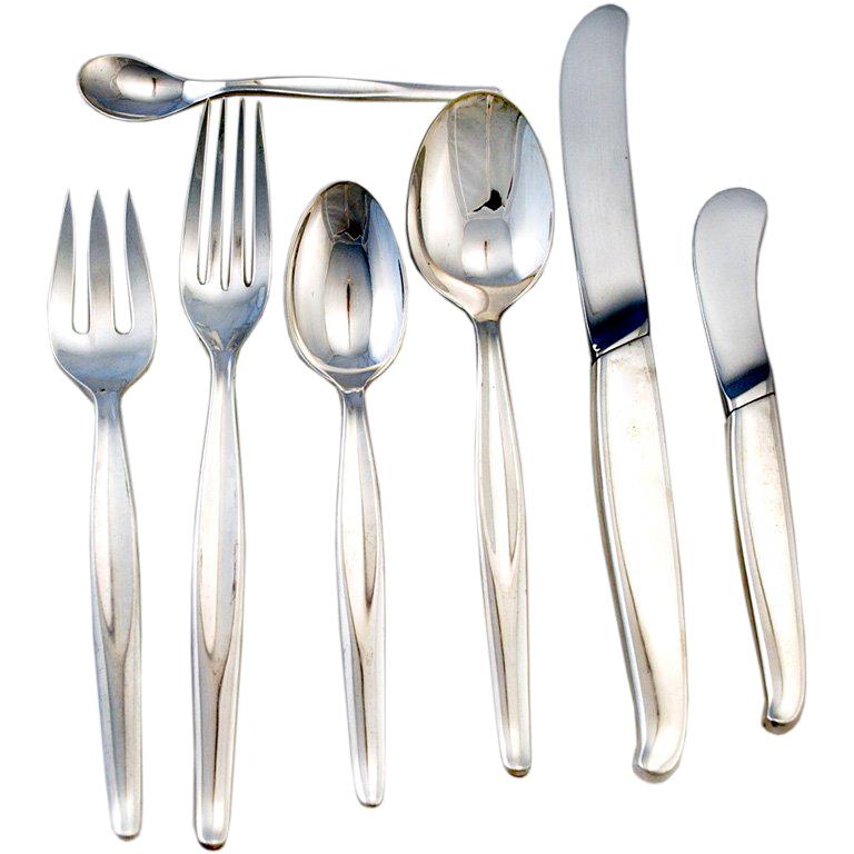 Sleek Moderne Towle Contour Sterling Silver 101 Pieces Flatware 1951 For Sale