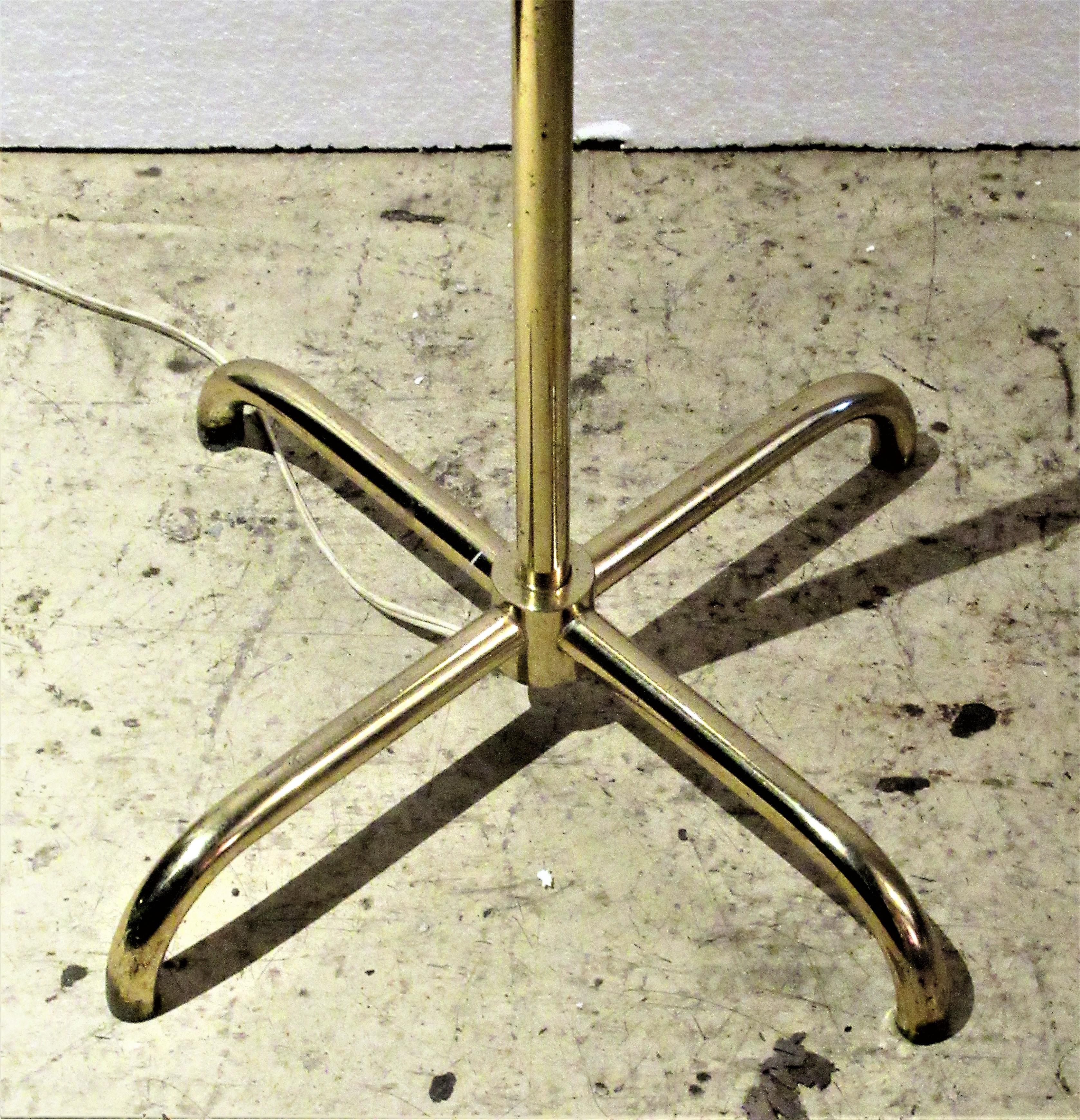 Sleek Modernist Floor Lamp Attributed to Lightolier 11