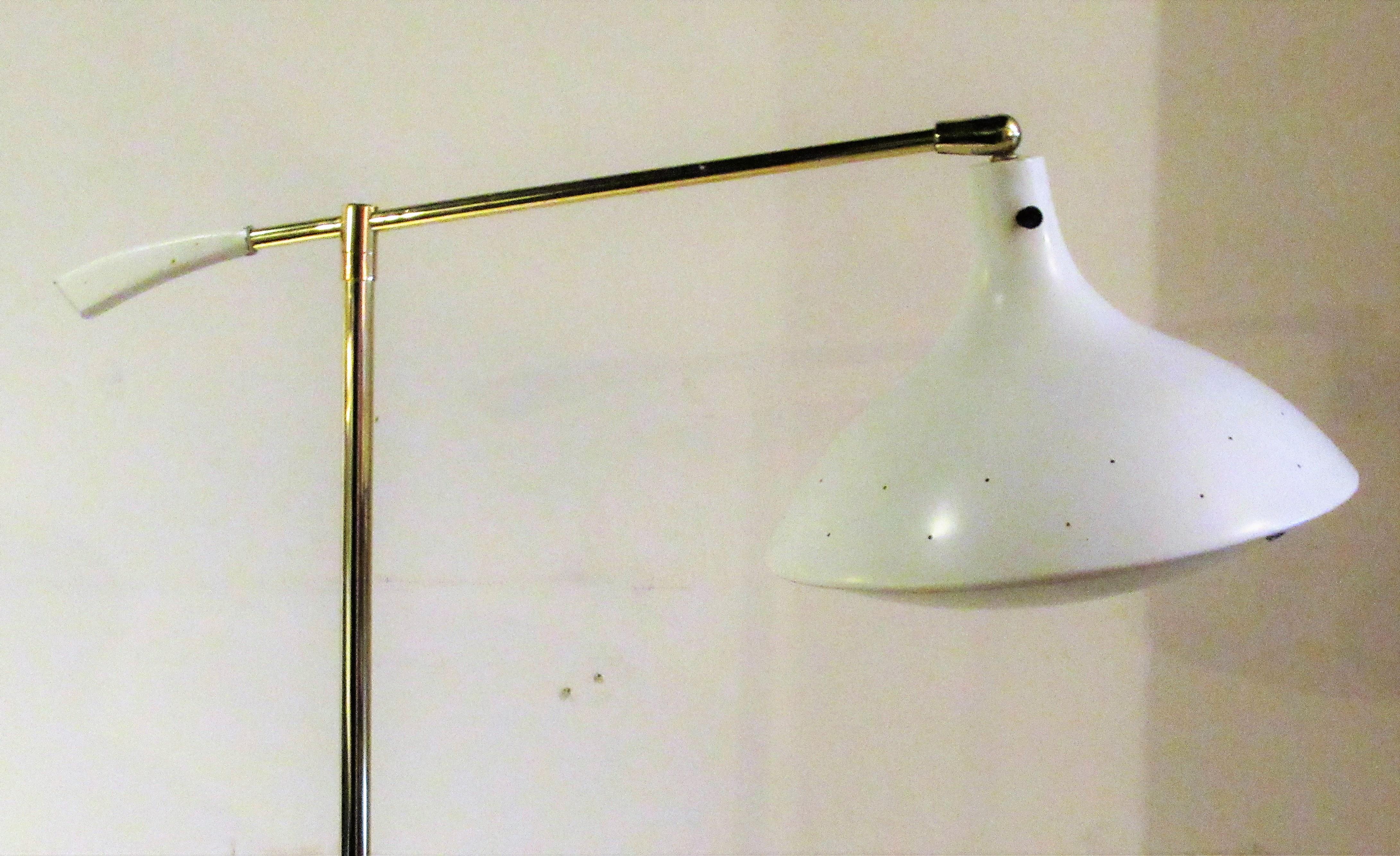 Sleek Modernist Floor Lamp Attributed to Lightolier 12