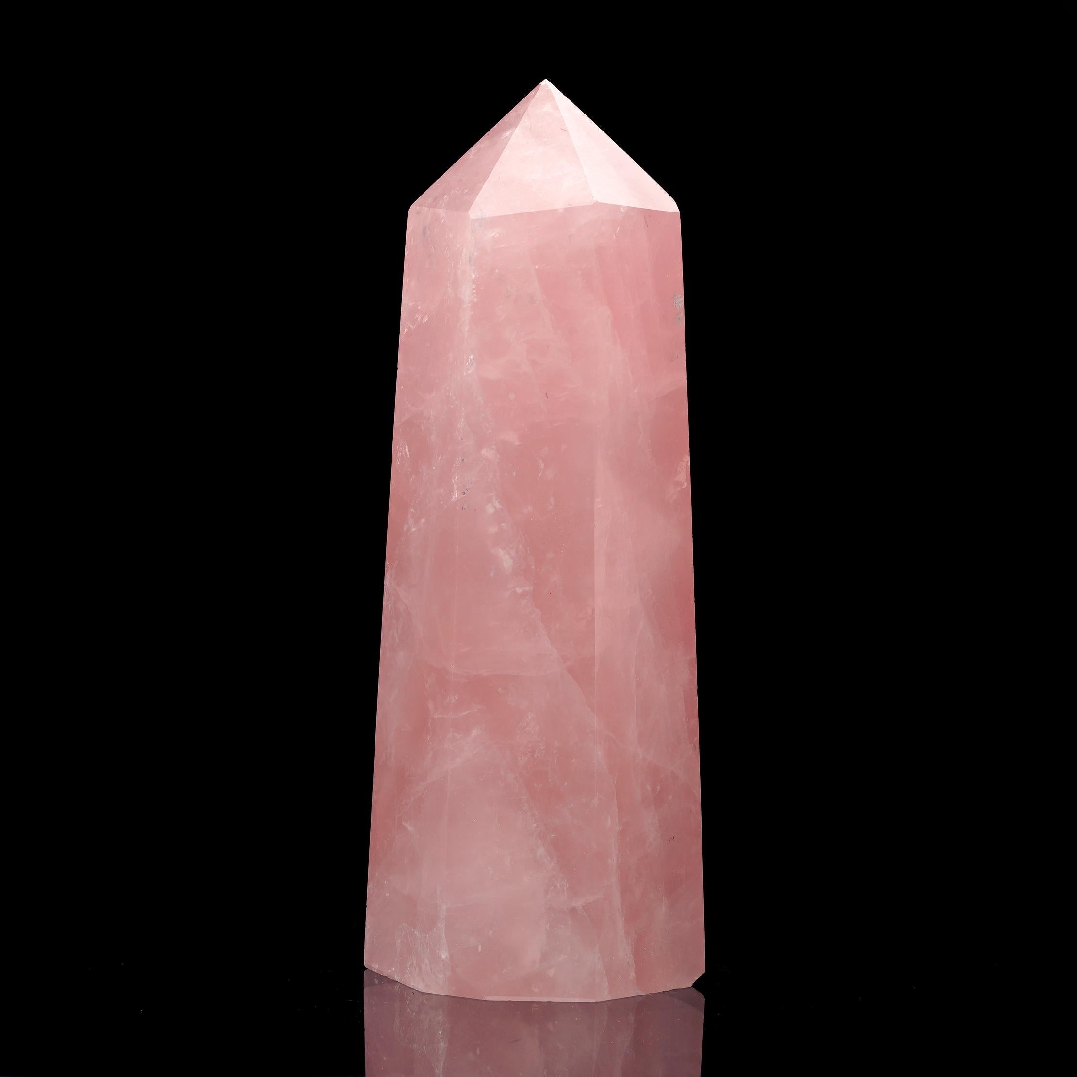 Brasiliano Elegante obelisco di quarzo rosa dal Brasile in vendita