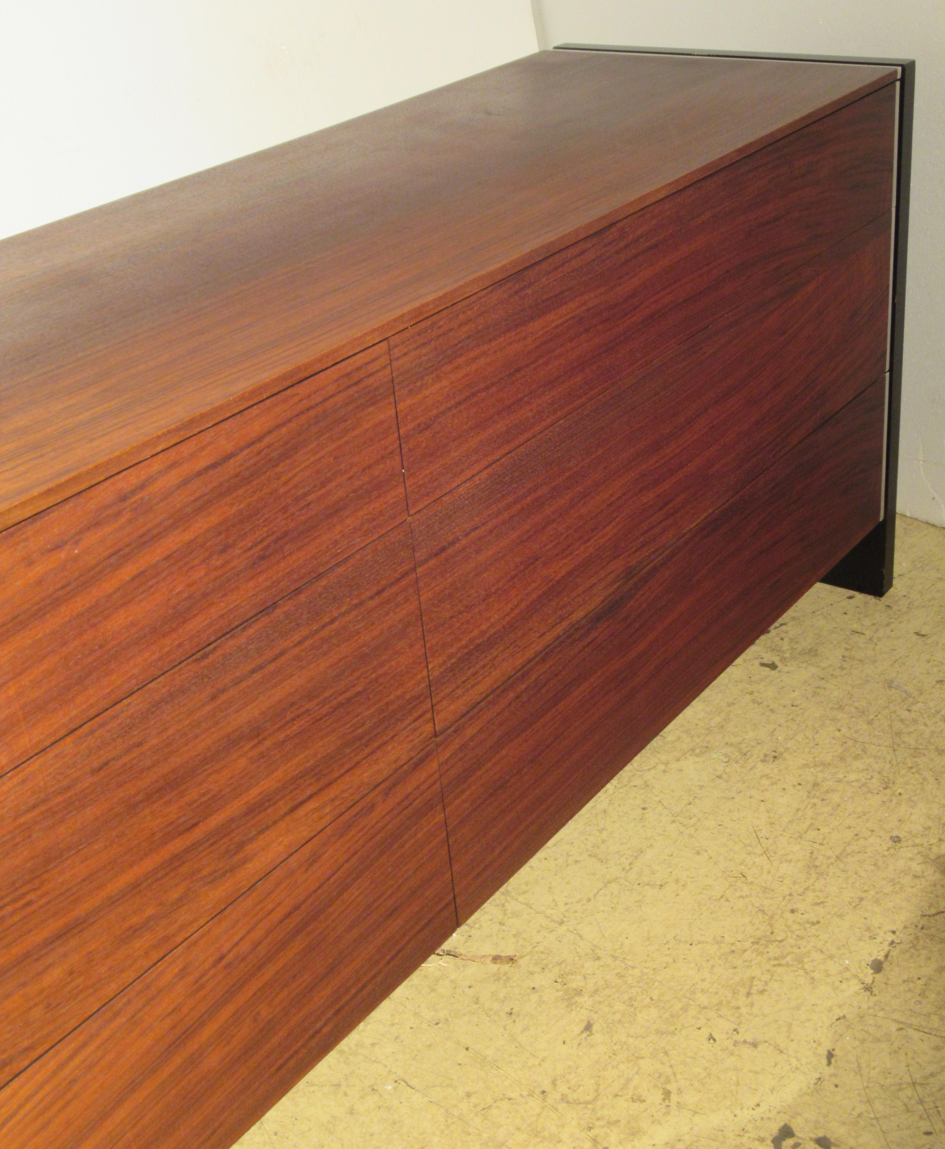 Mid-Century Modern Sleek  Rosewood Dresser Credenza by Glenn of California