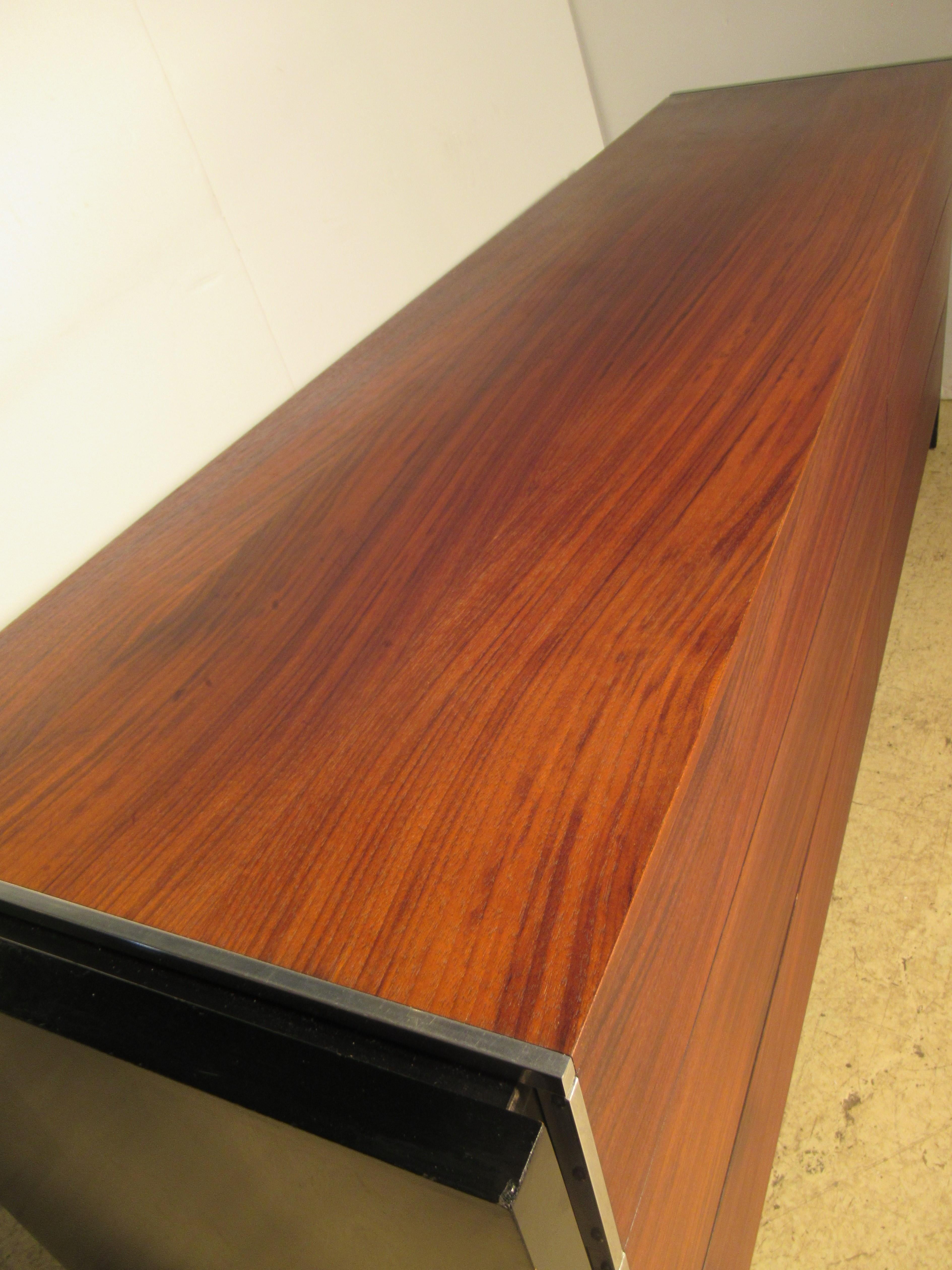 American Sleek  Rosewood Dresser Credenza by Glenn of California