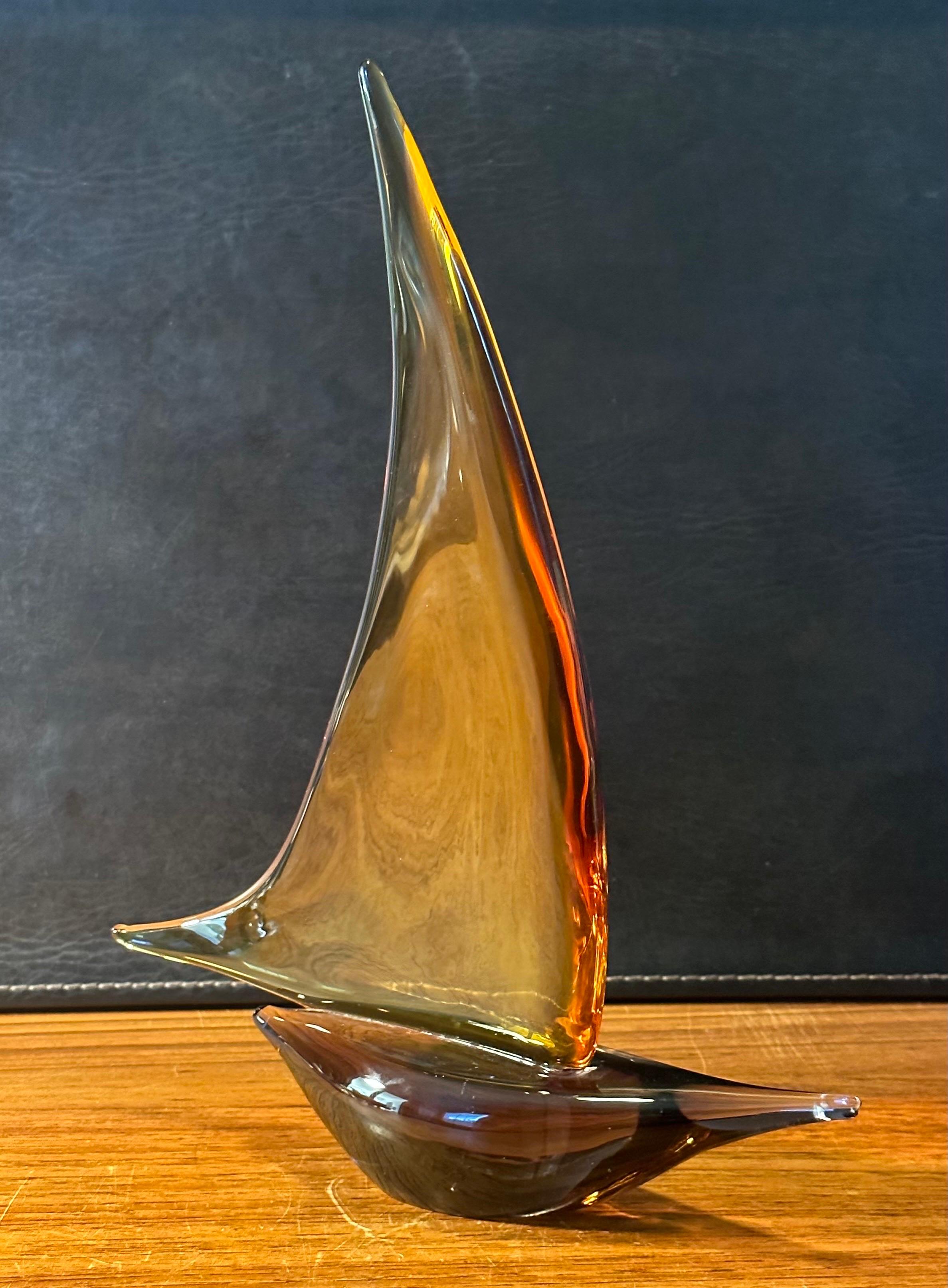 Sleek Sailboat Sculpture in Amber Art Glass by Murano Glass For Sale 4