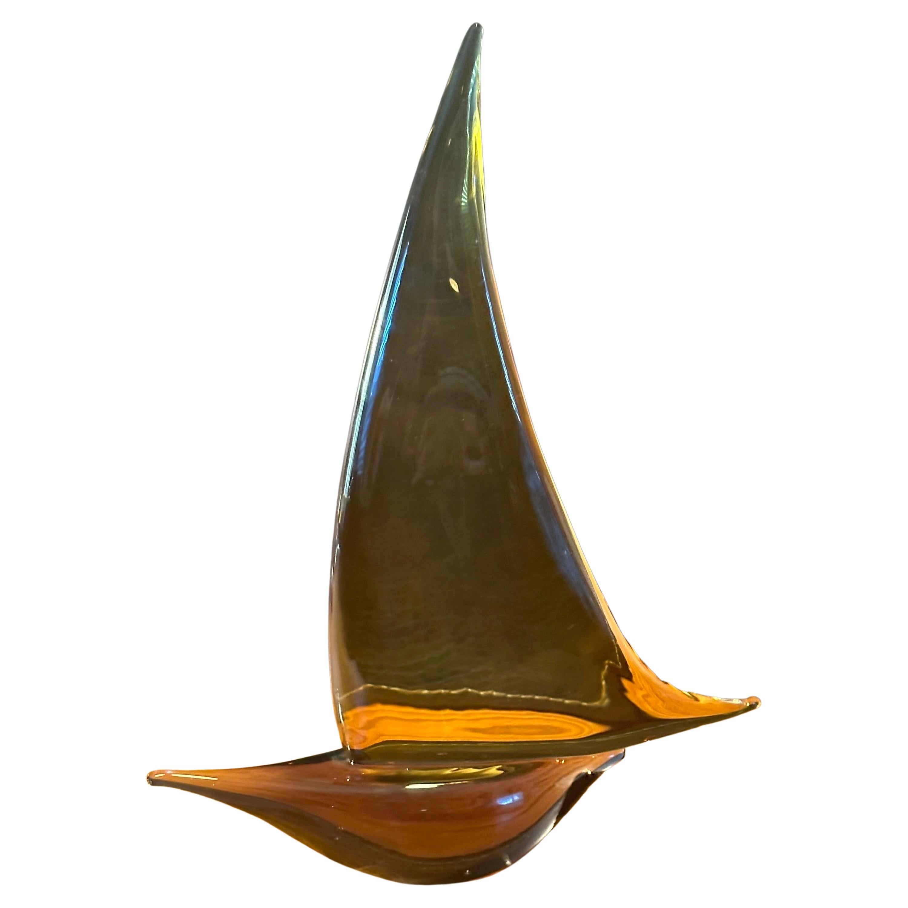 Sleek Sailboat Sculpture in Amber Art Glass by Murano Glass For Sale 5