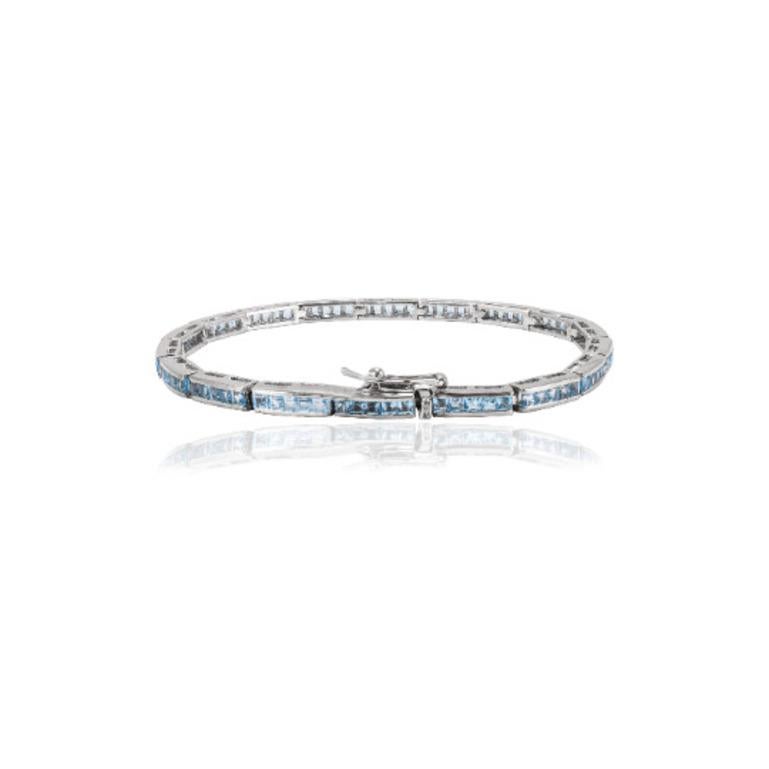 Elegantes Tennisarmband aus Sterlingsilber mit blauem Topas und Edelsteinen für Mom Gift Jewelry (Moderne) im Angebot
