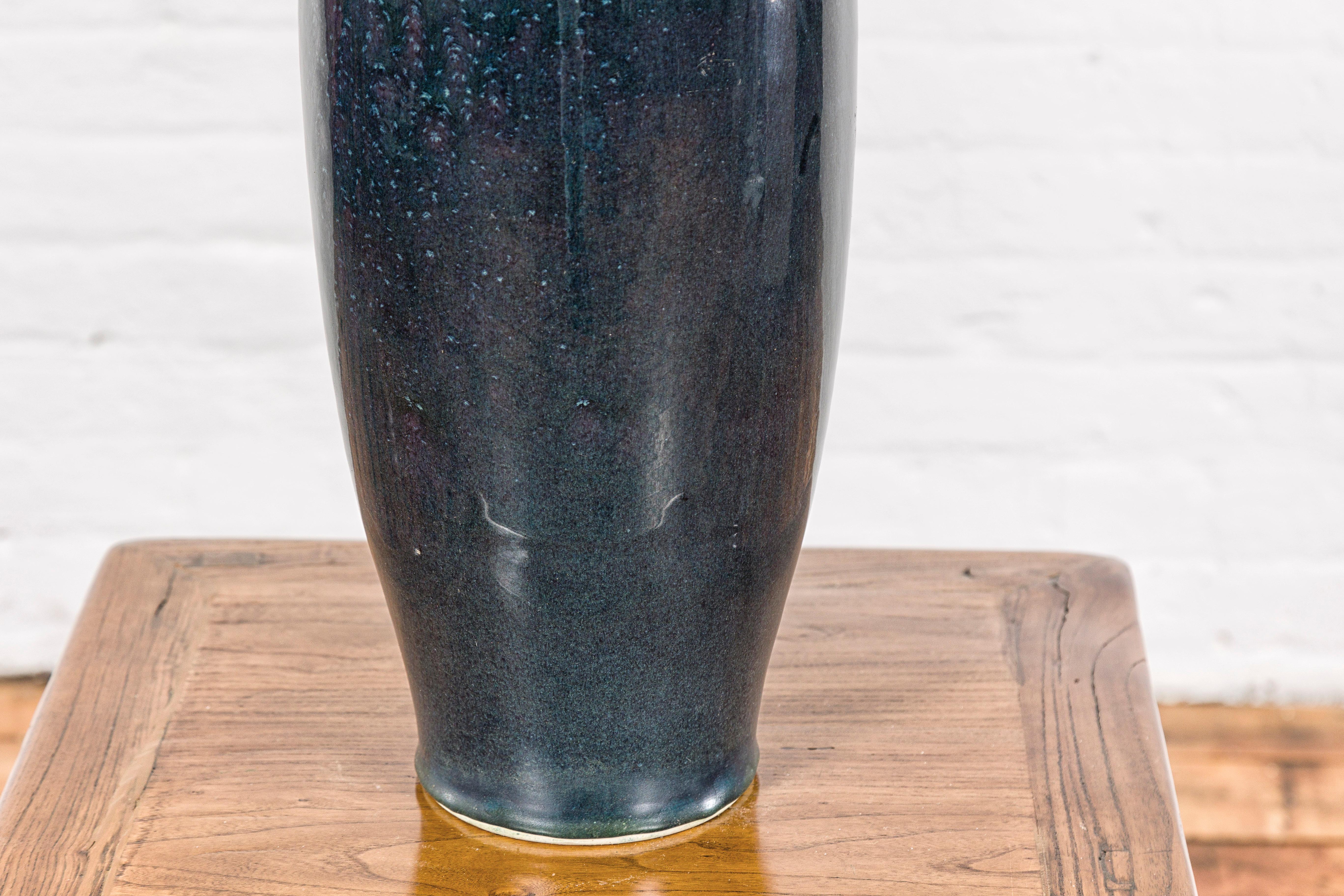 Grand vase contemporain multicolore à bec étroit  en vente 2