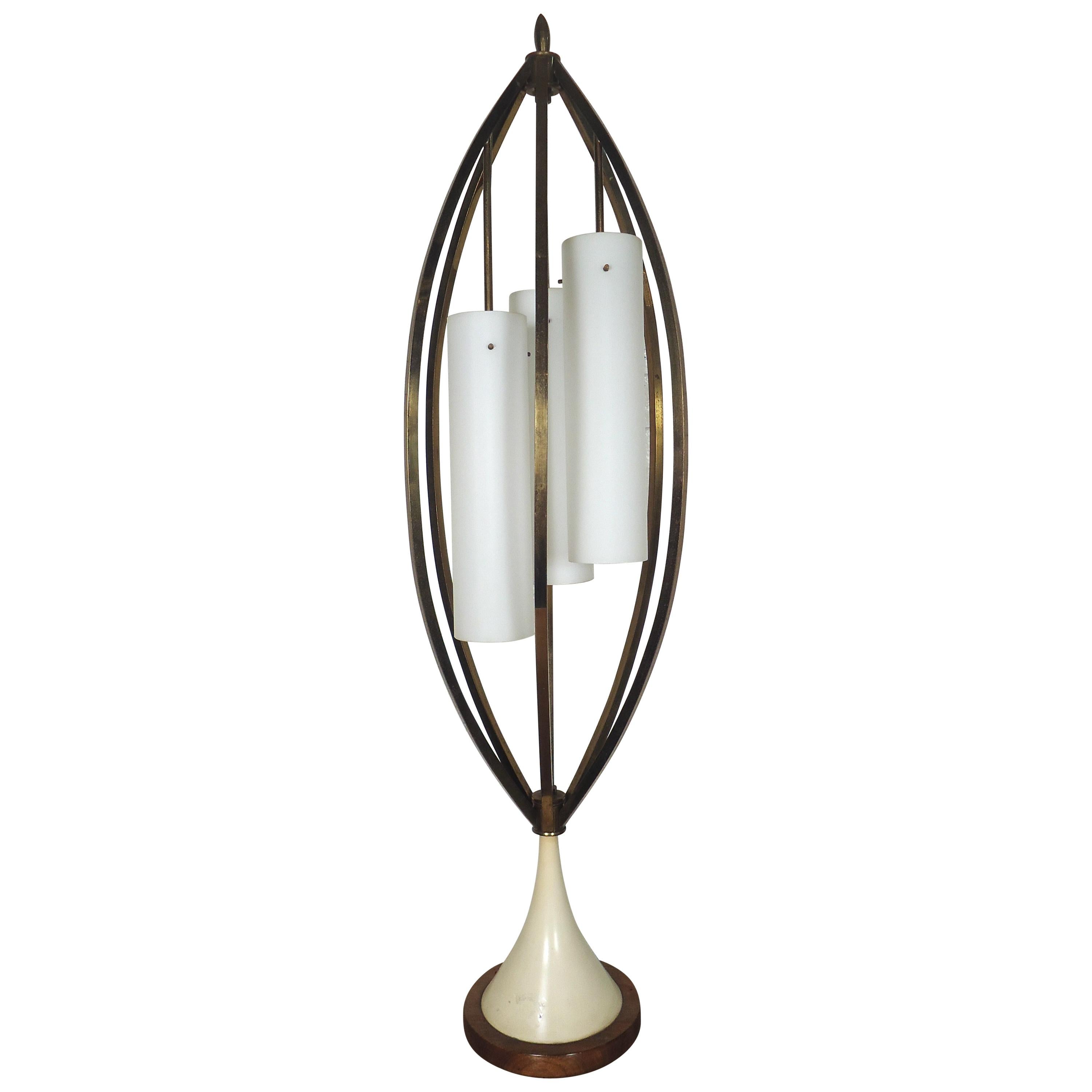 Sleek Vintage Modern Brass Lamp (lampe en laiton) en vente