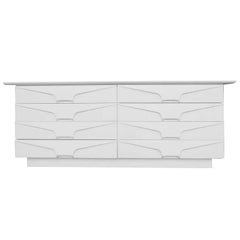 Sleek White Lacquered Chest of Drawers