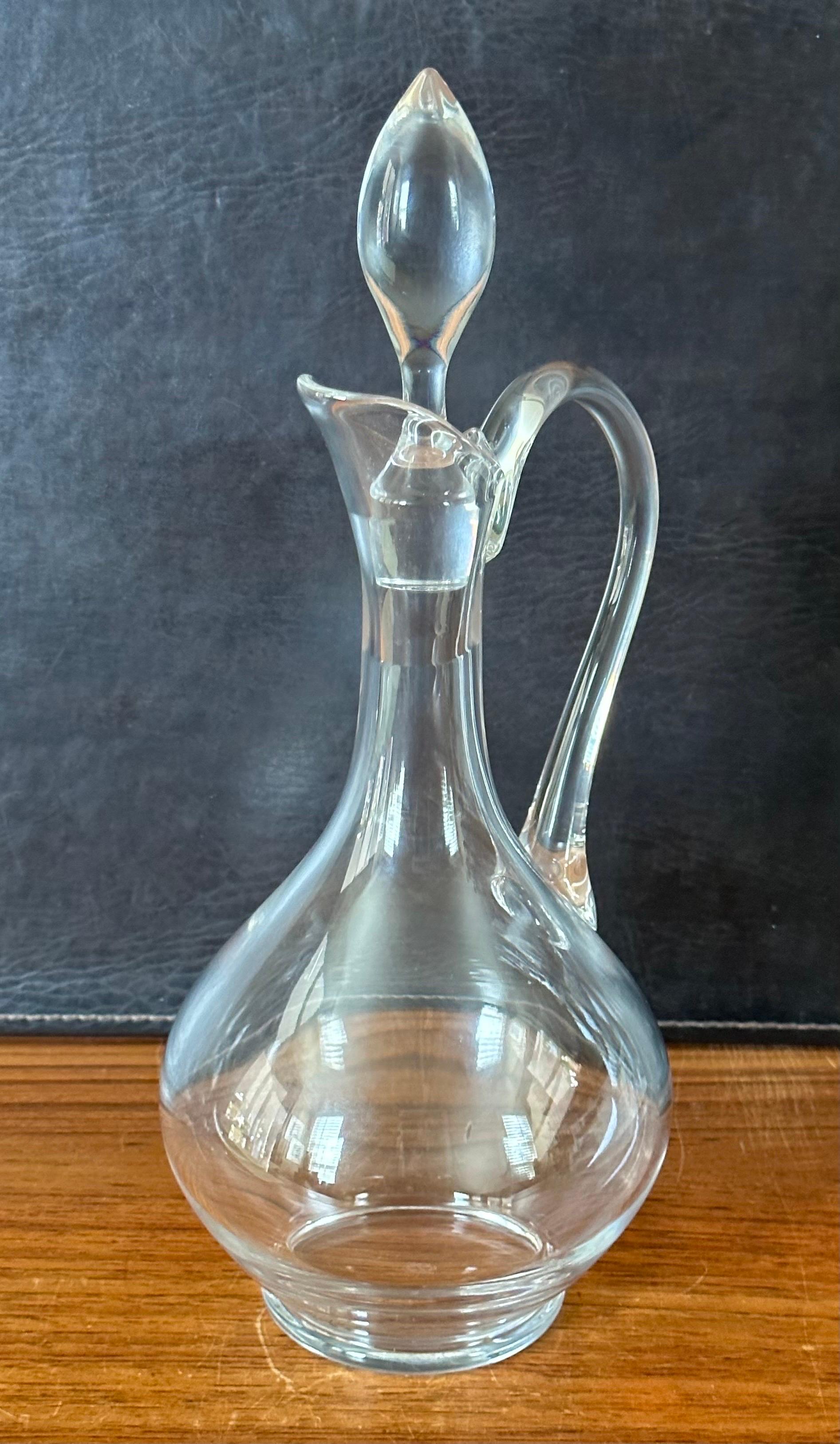 Sleek Wine Decanter with Handle by Baccarat of France For Sale 2