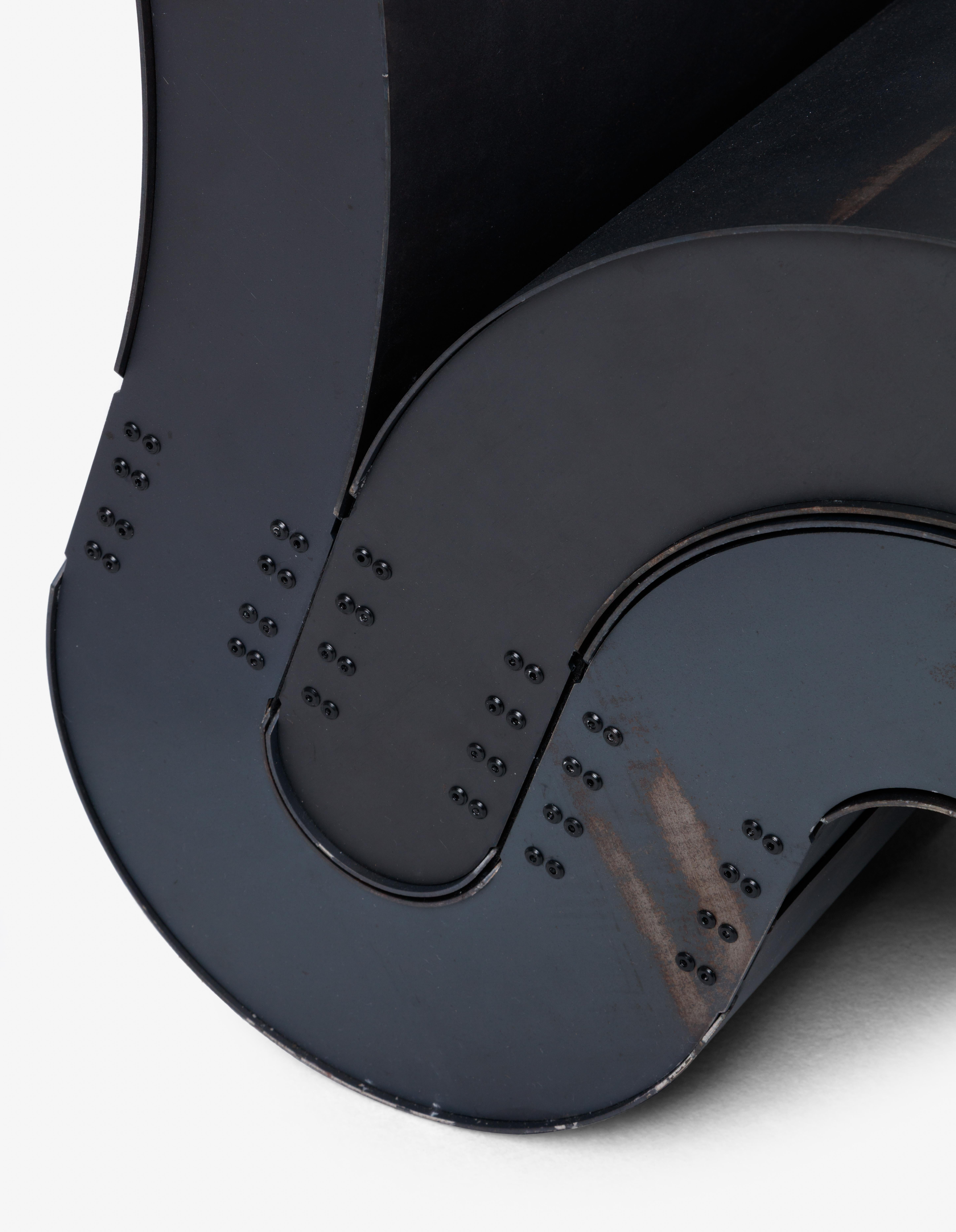 Sleeper Lounge Chair Rohkohlenstoffstahl im Zustand „Neu“ im Angebot in West Hollywood, CA