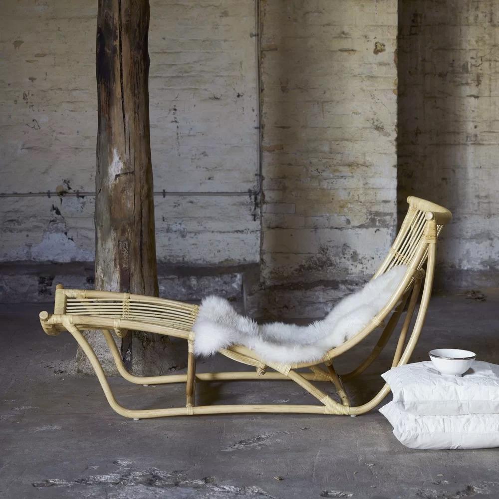 Rattan Sleeper Natural Chaise Longue For Sale