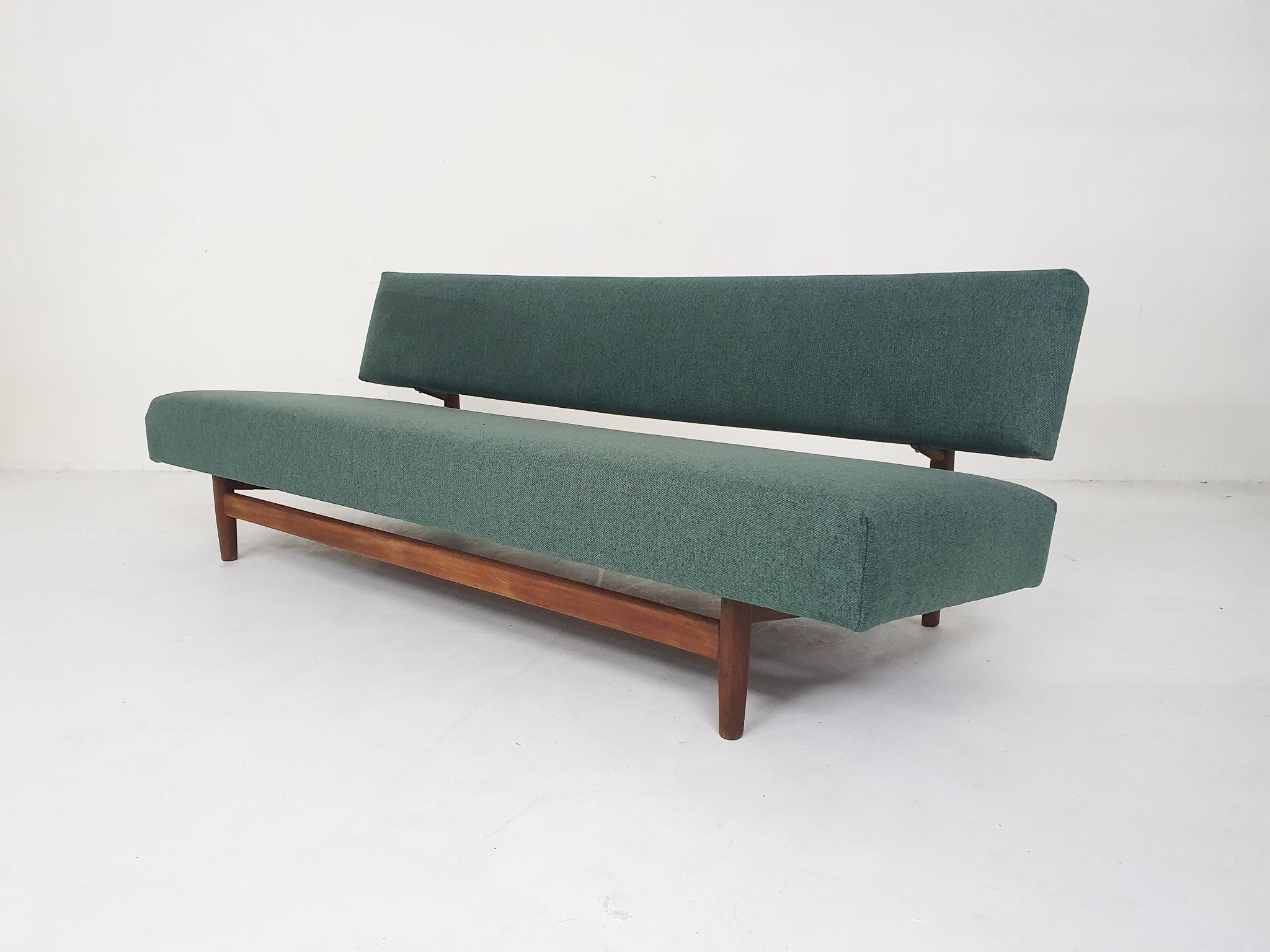 Dutch Sleeper / sofa, model 