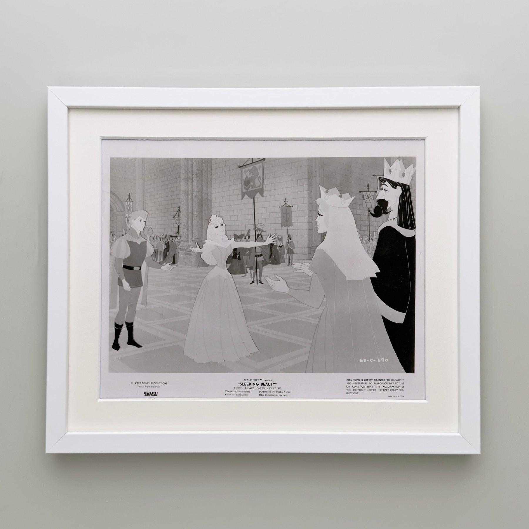 La Belle au Bois Dormant (1959) Publicité pour la presse - Encadré Excellent état - En vente à Bath, Somerset