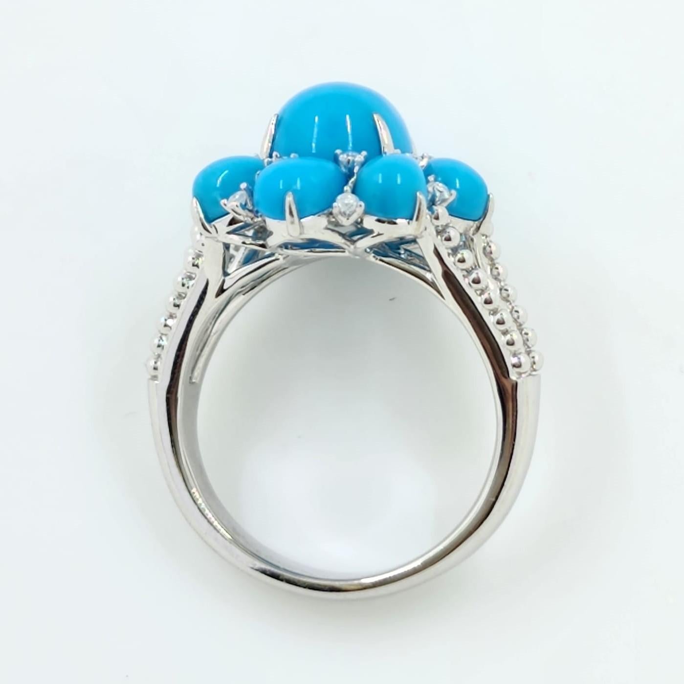 Dornröschen Mine Türkis Diamant Cluster Ring in 18 Karat Weißgold im Zustand „Neu“ im Angebot in Hong Kong, HK