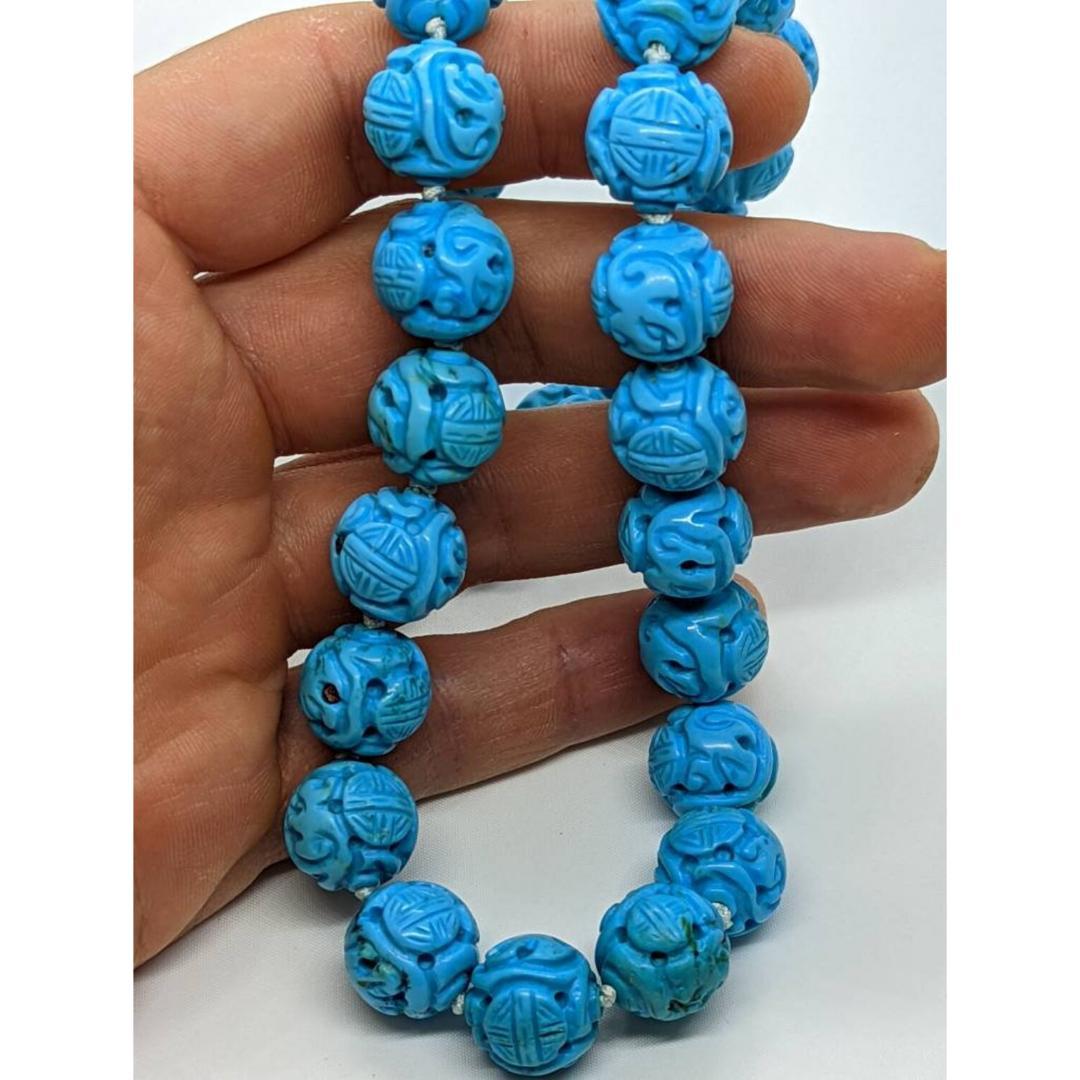 Vintage from the 1920s
Materials: Gemstone, Silver
Gemstone: Lapis lazuli
Closure: Hook
Chain style: Bead

Style: Mid-century

Wonderful set of hand carved Robin Egg Blue turquoise beads. Bright Sky blue color. Sleeping Beauty turquoise.

Each bead