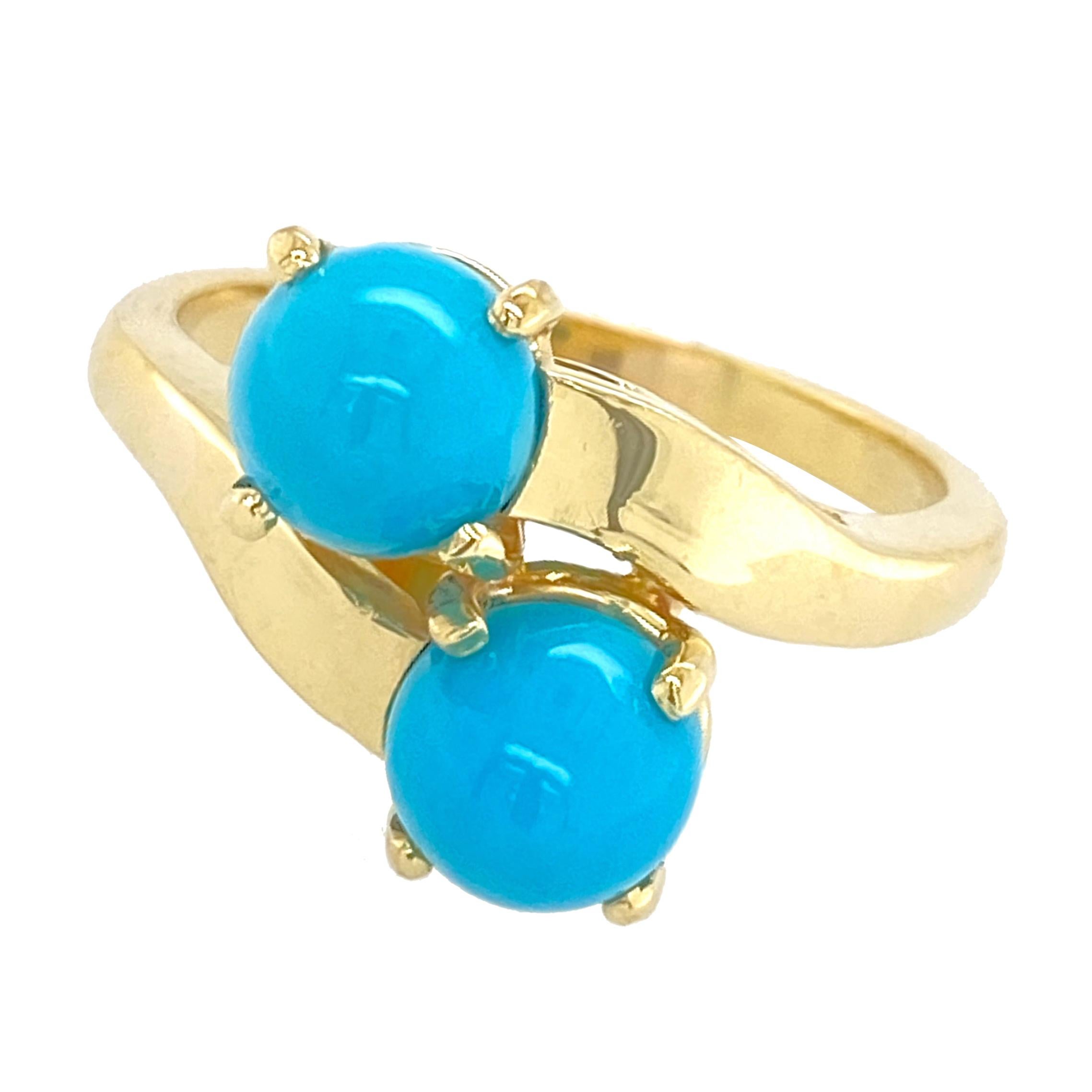 Sleeping Beauty Turquoise Bullet Cabochon Toi et Moi Ring in 18 Karat Gold For Sale