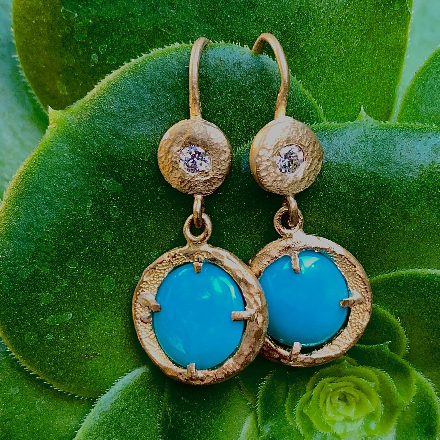 Sleeping Beauty Turquoise Disc and Diamond Earrings in Textured 18 Karat Gold In New Condition In Sherman Oaks, CA