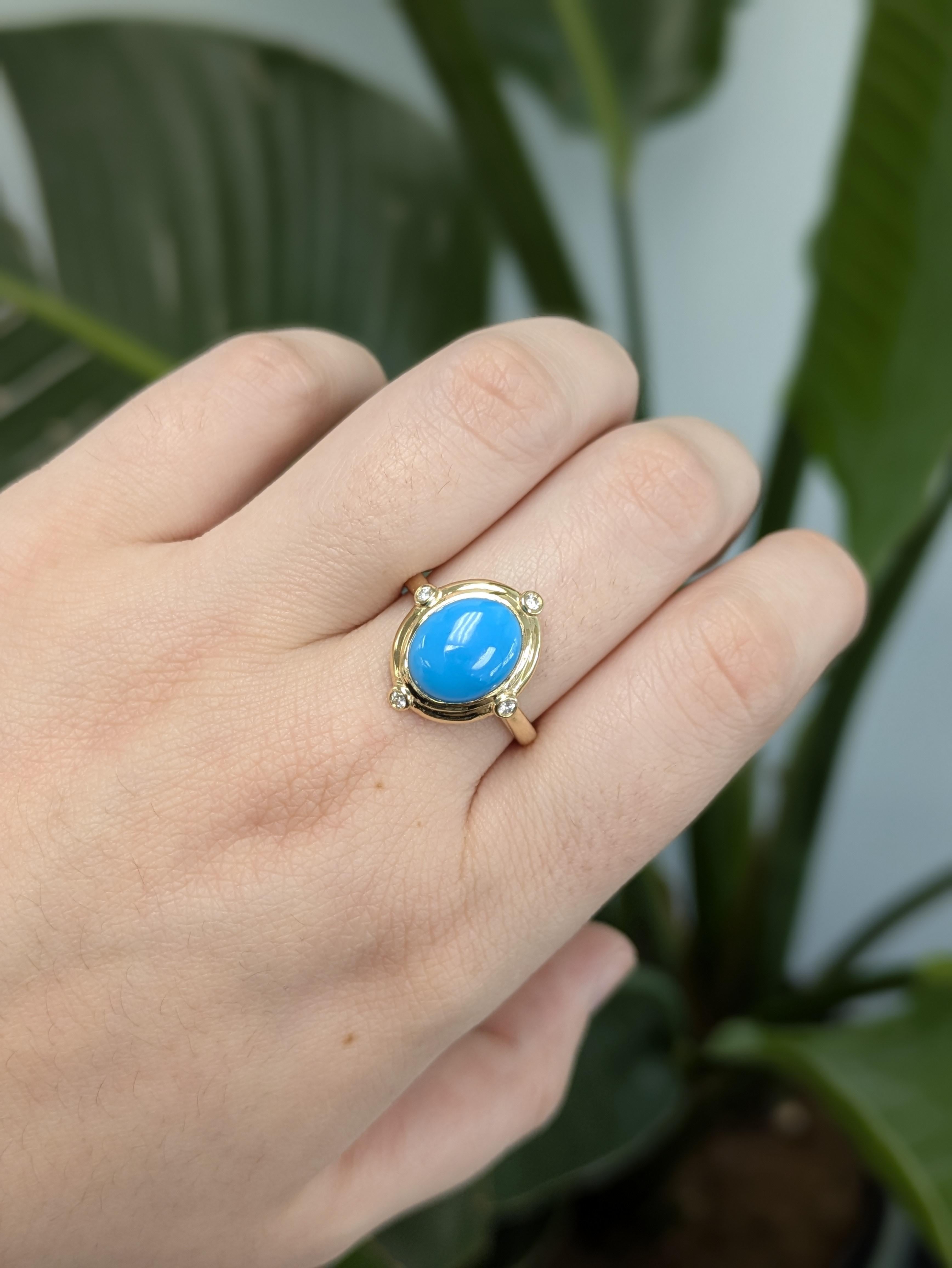 Anello con turchese della Bella Addormentata e accenti di diamanti naturali in oro massiccio 14 carati in vendita 1