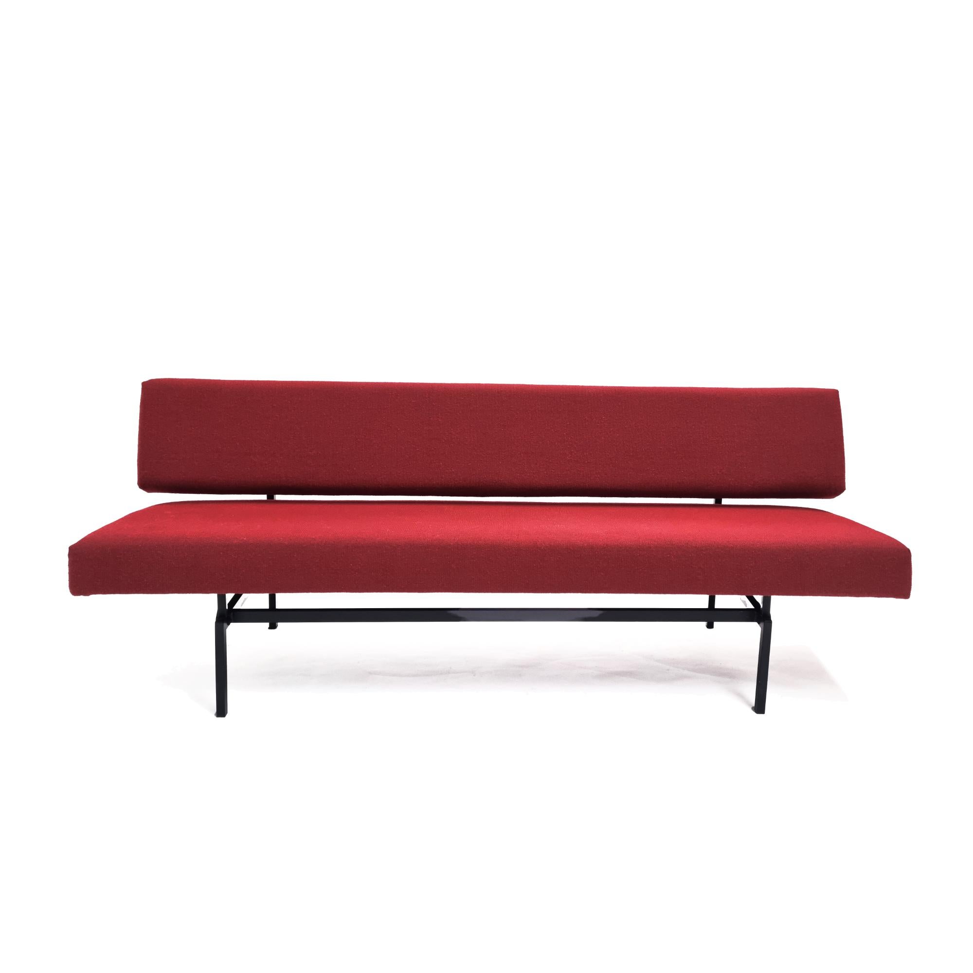 Sleeping sofa, designed by the famous Martin Visser in the 60’s. Fabricated by ‘t Spectrum, The Netherlands. Simple high quality metal structure with maximum comfort. The sofa can be turned into a (day)bed in a manner of seconds due to the easy