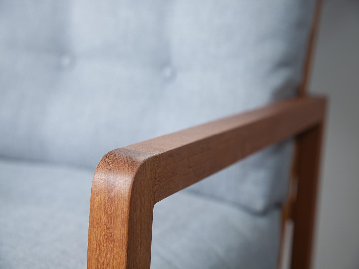 Joinery Sleepy Rocking Chair in Brazilian Solid Wood with a rocking footstool For Sale