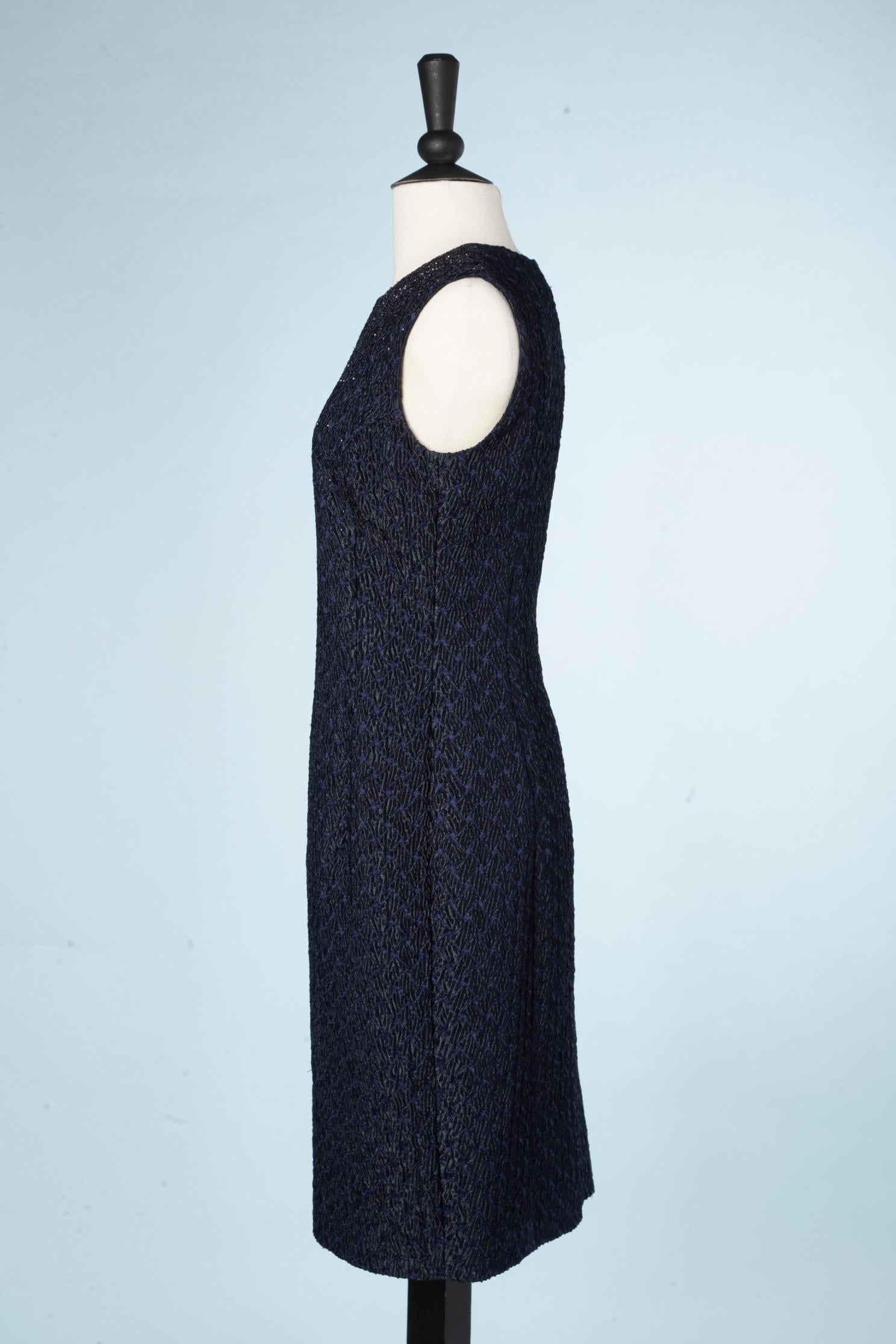 Sleeveless cocktail dress in navy and black jacquard with embroidery Nina Ricci  In Excellent Condition For Sale In Saint-Ouen-Sur-Seine, FR