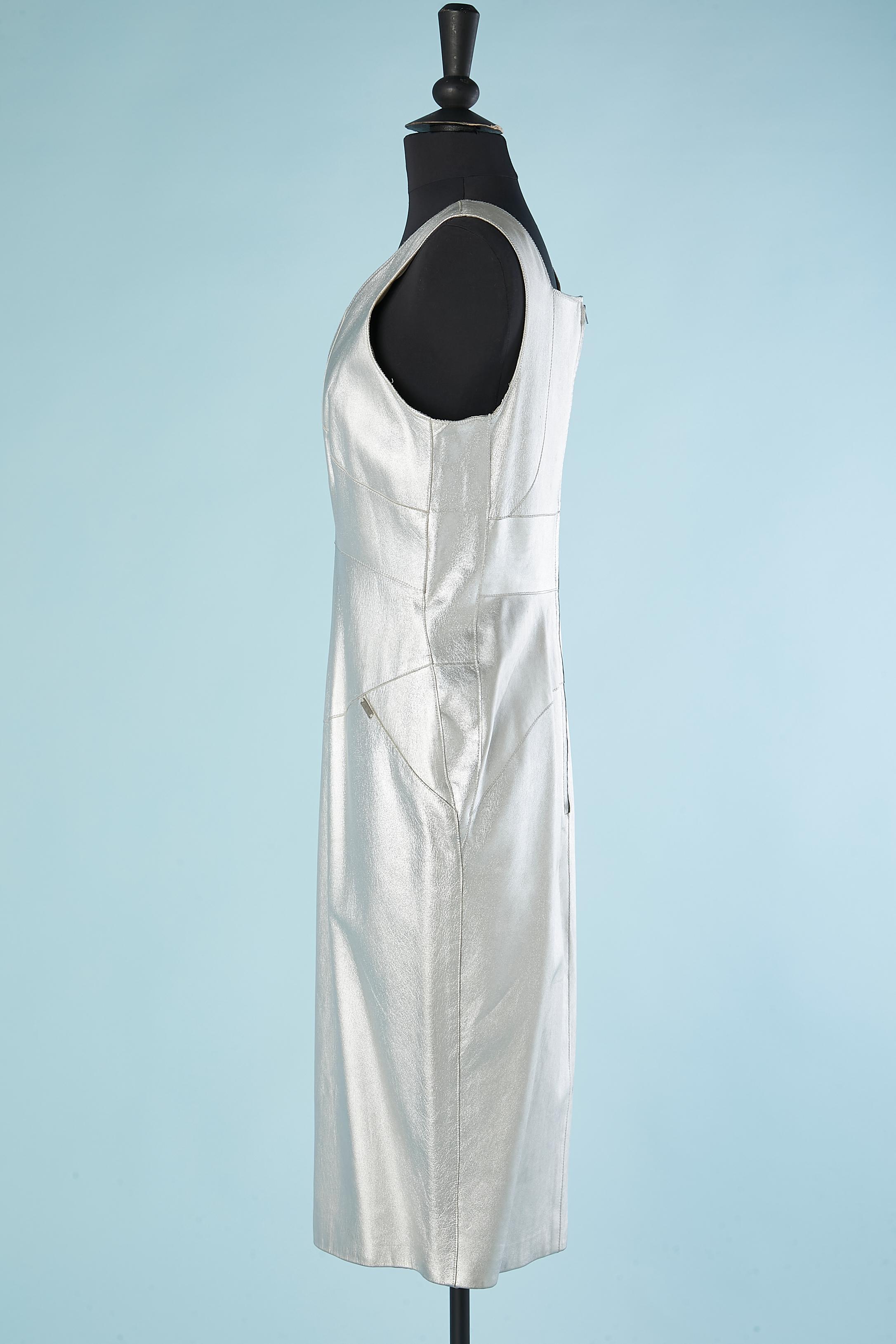 Sleeveless cocktail dress in silver leather with cutwork CHANEL  In Good Condition For Sale In Saint-Ouen-Sur-Seine, FR