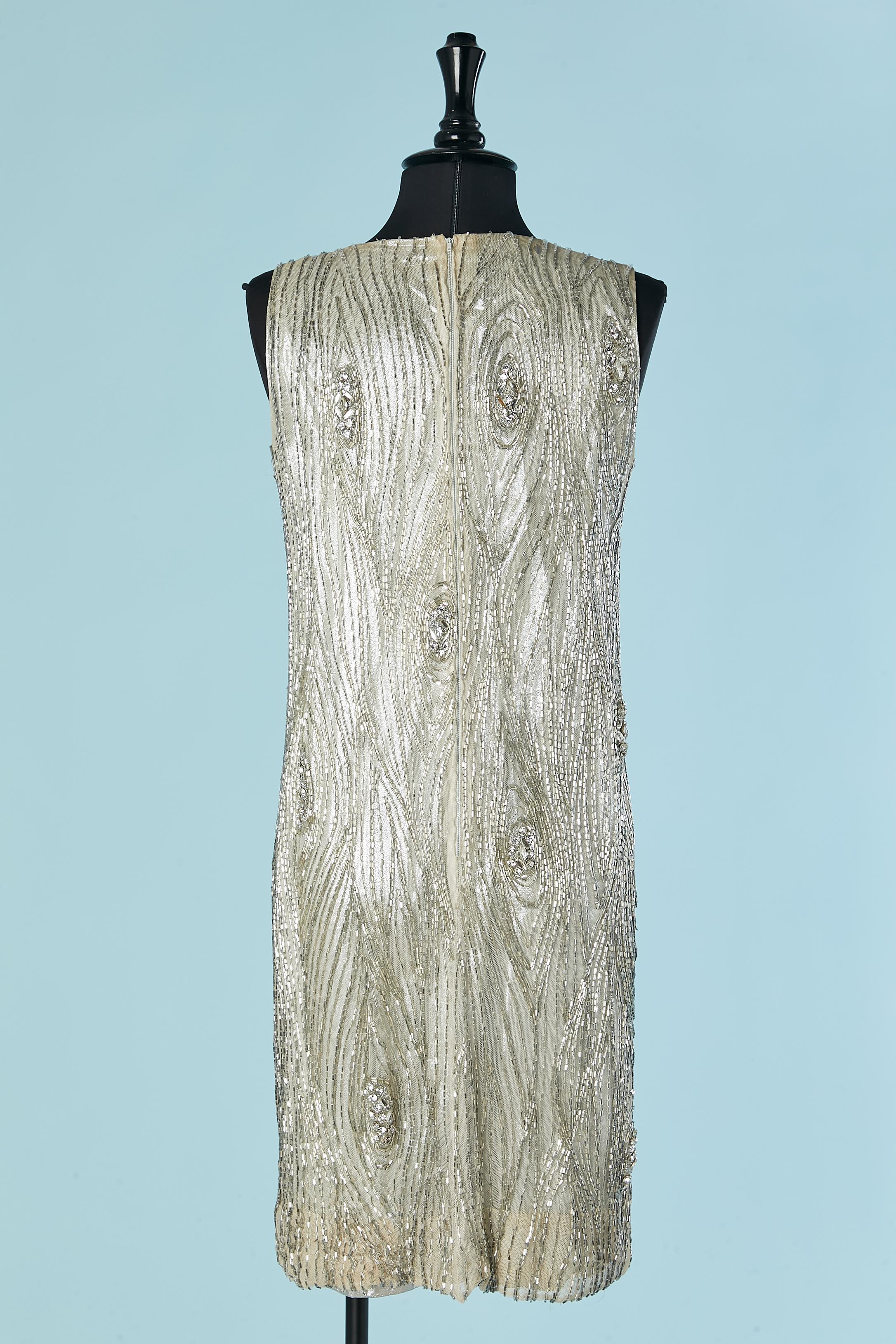 Sleeveless cocktail dress with beadwork and rhinestone embellishment Circa 1960 For Sale 1