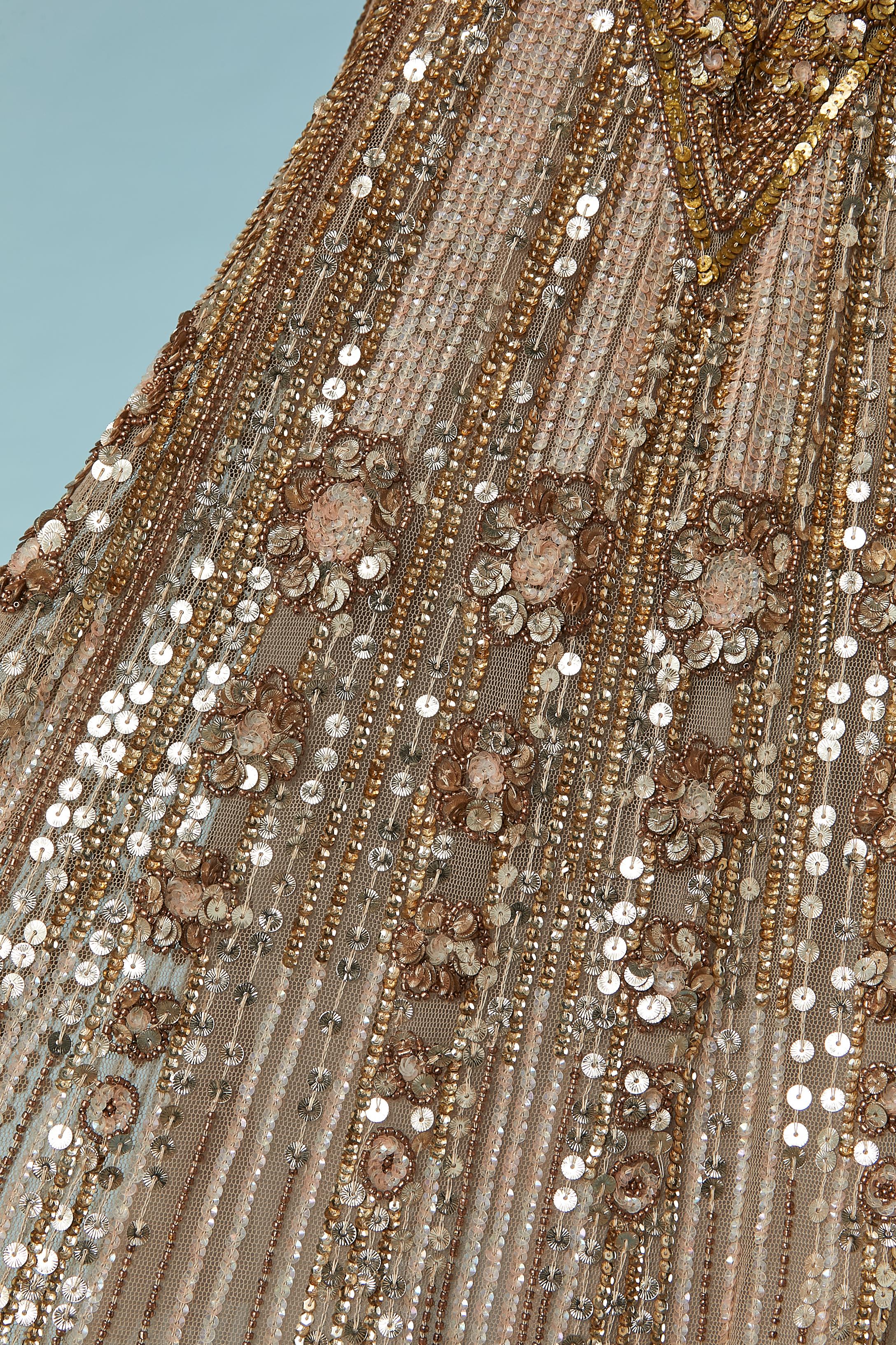 Women's Sleeveless cocktail dress with gold sequin embroideries 1920's style For Sale