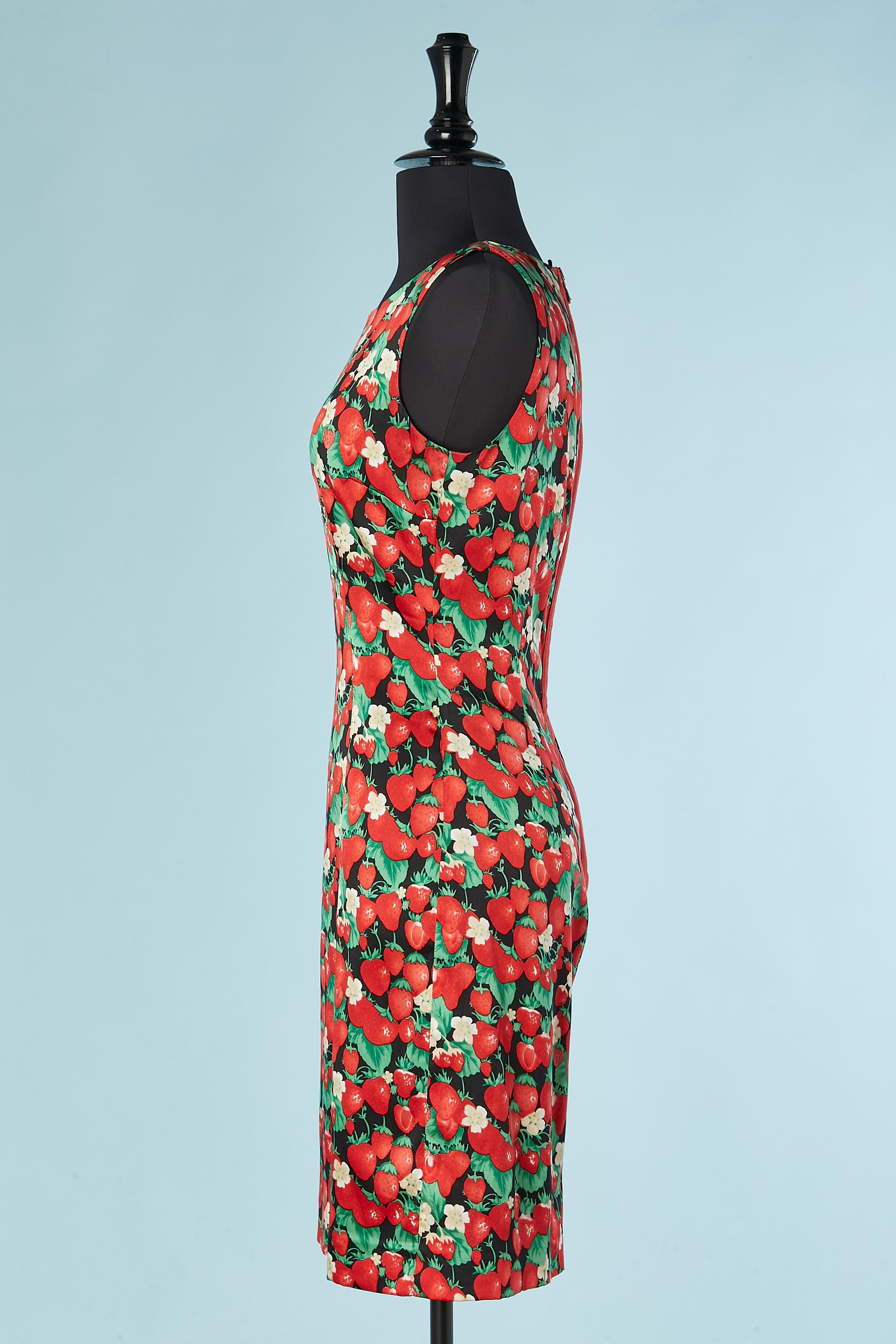 Pink Sleeveless cocktail dress with strawberry print Dolce & Gabbana For Sale