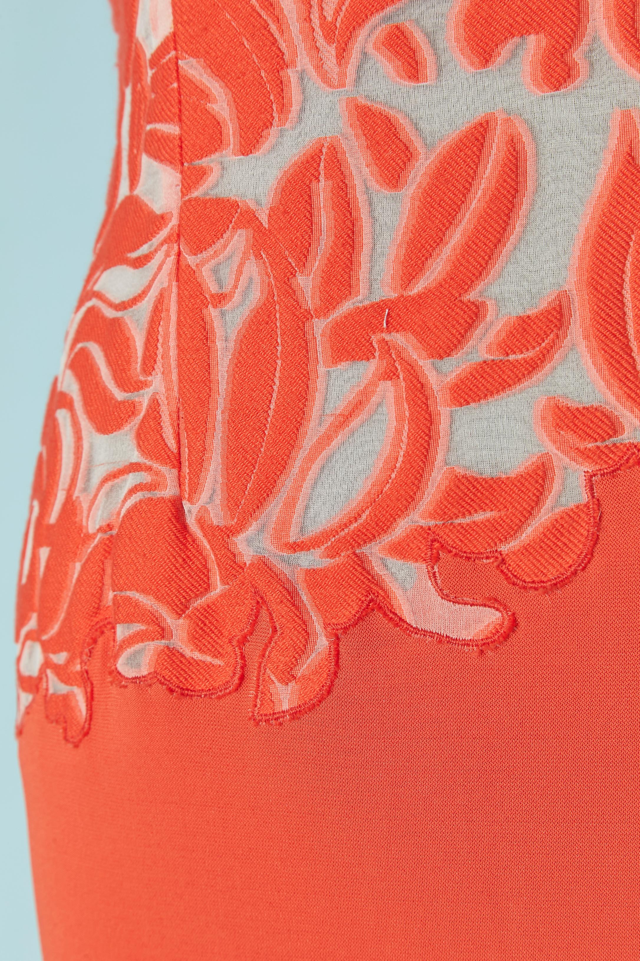 Sleeveless evening dress with pink and red guipure and flower pattern BLUMARINE In Excellent Condition In Saint-Ouen-Sur-Seine, FR