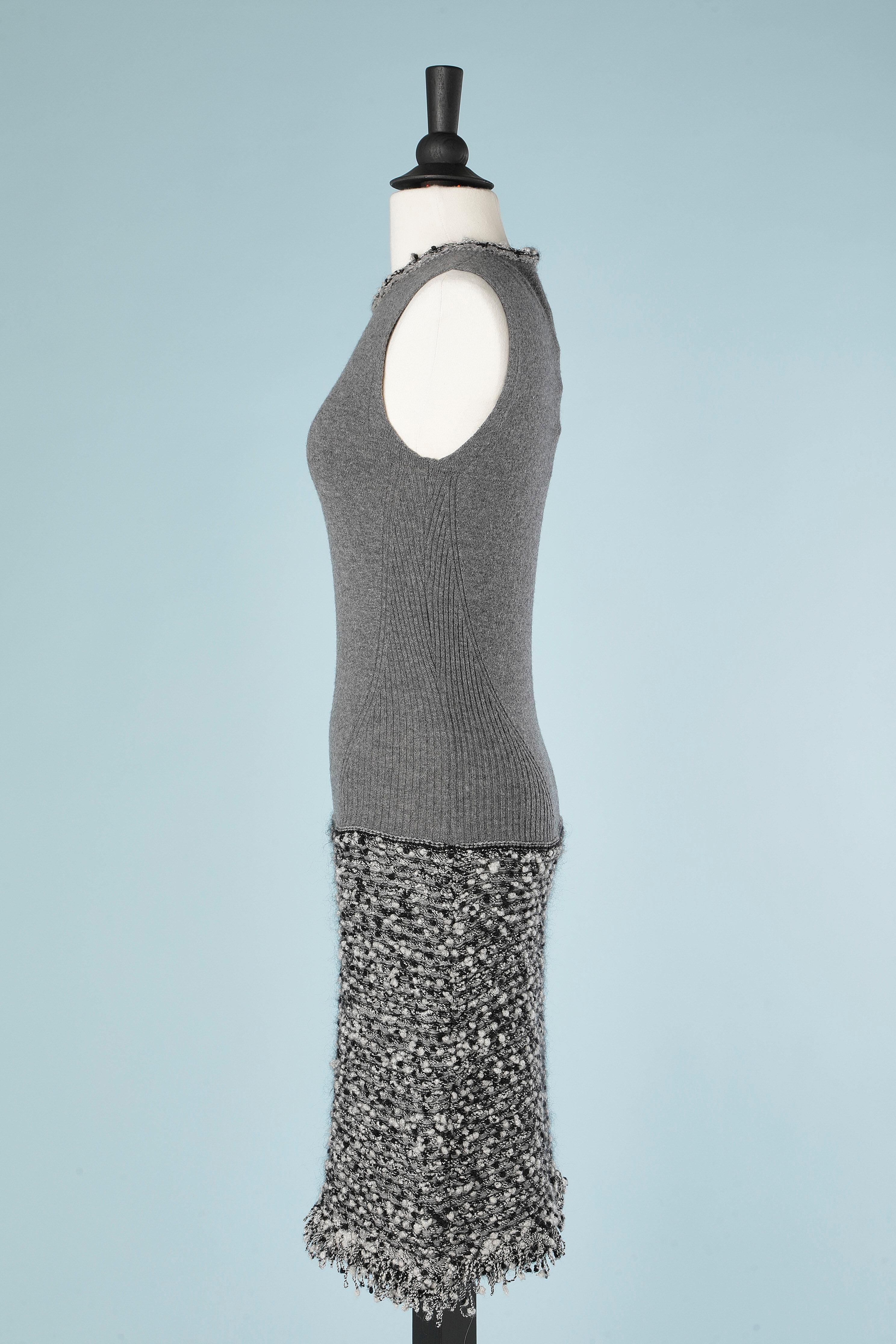 Sleeveless grey knit dress with lurex knit bottom  In Excellent Condition For Sale In Saint-Ouen-Sur-Seine, FR