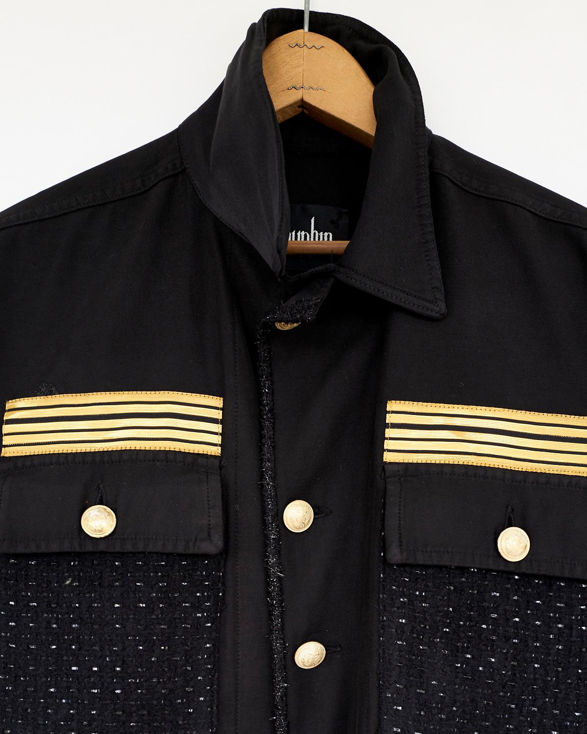 military sleeveless jacket