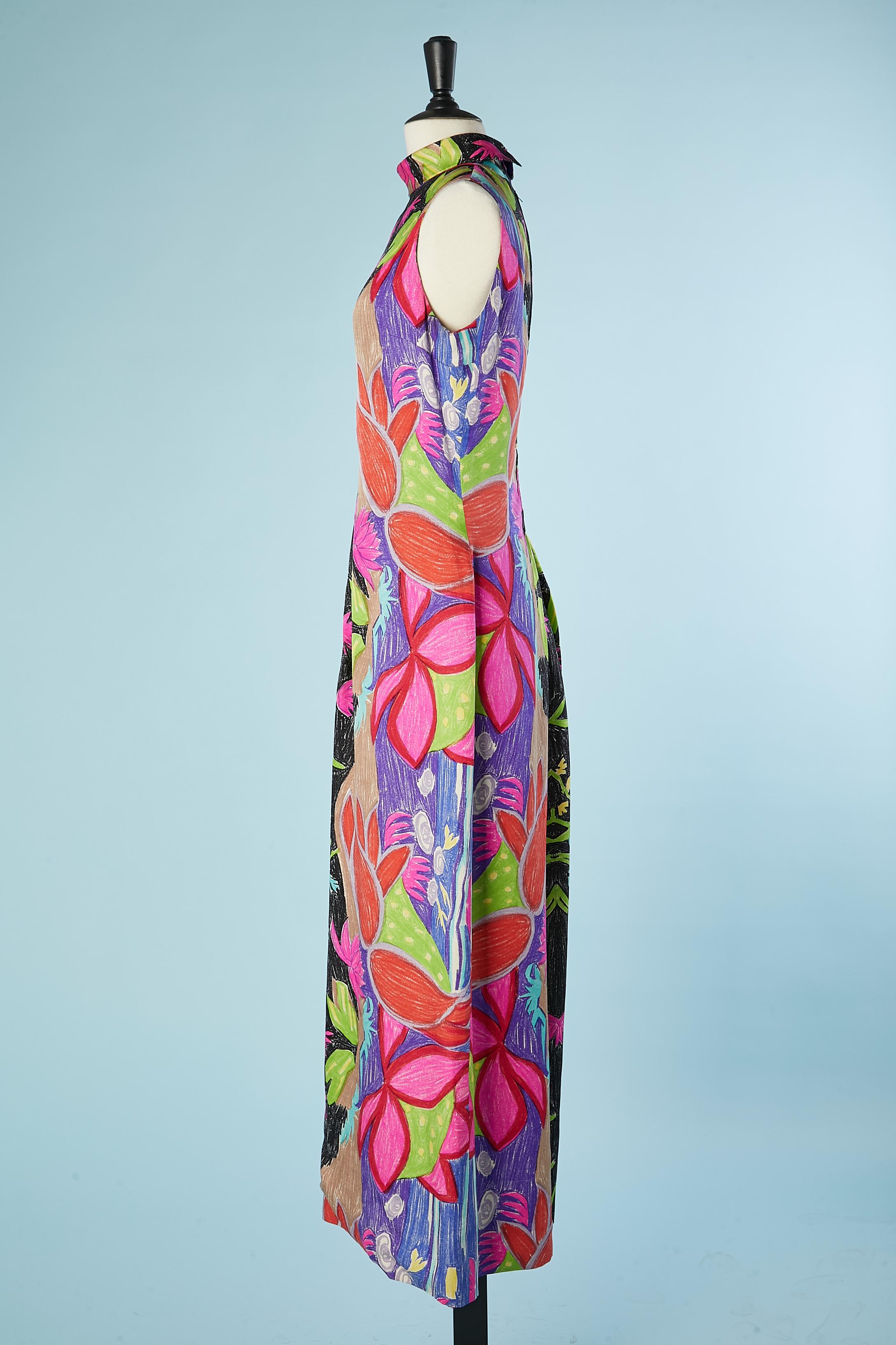 Sleeveless maxi dress in printed silk Pauline Trigère Circa 1970's  In Excellent Condition For Sale In Saint-Ouen-Sur-Seine, FR