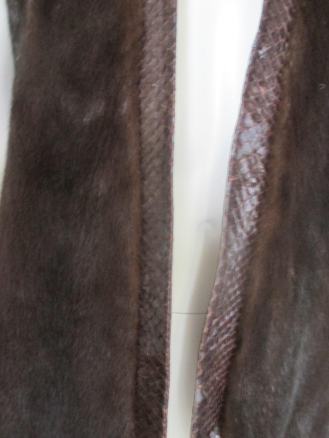 Sleeveless Brown Mink Fur Vest  In Good Condition For Sale In Amsterdam, NL