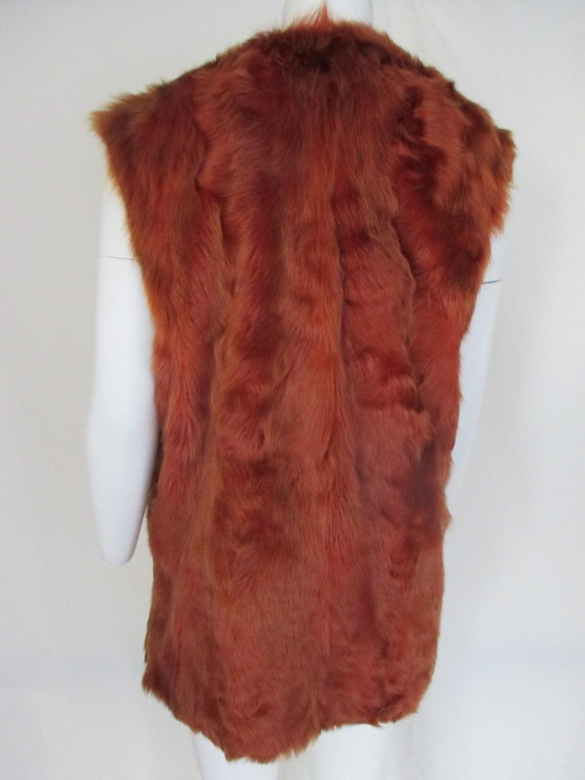 Sleeveless soft Lamb Fur Reversible Vest In Good Condition For Sale In Amsterdam, NL