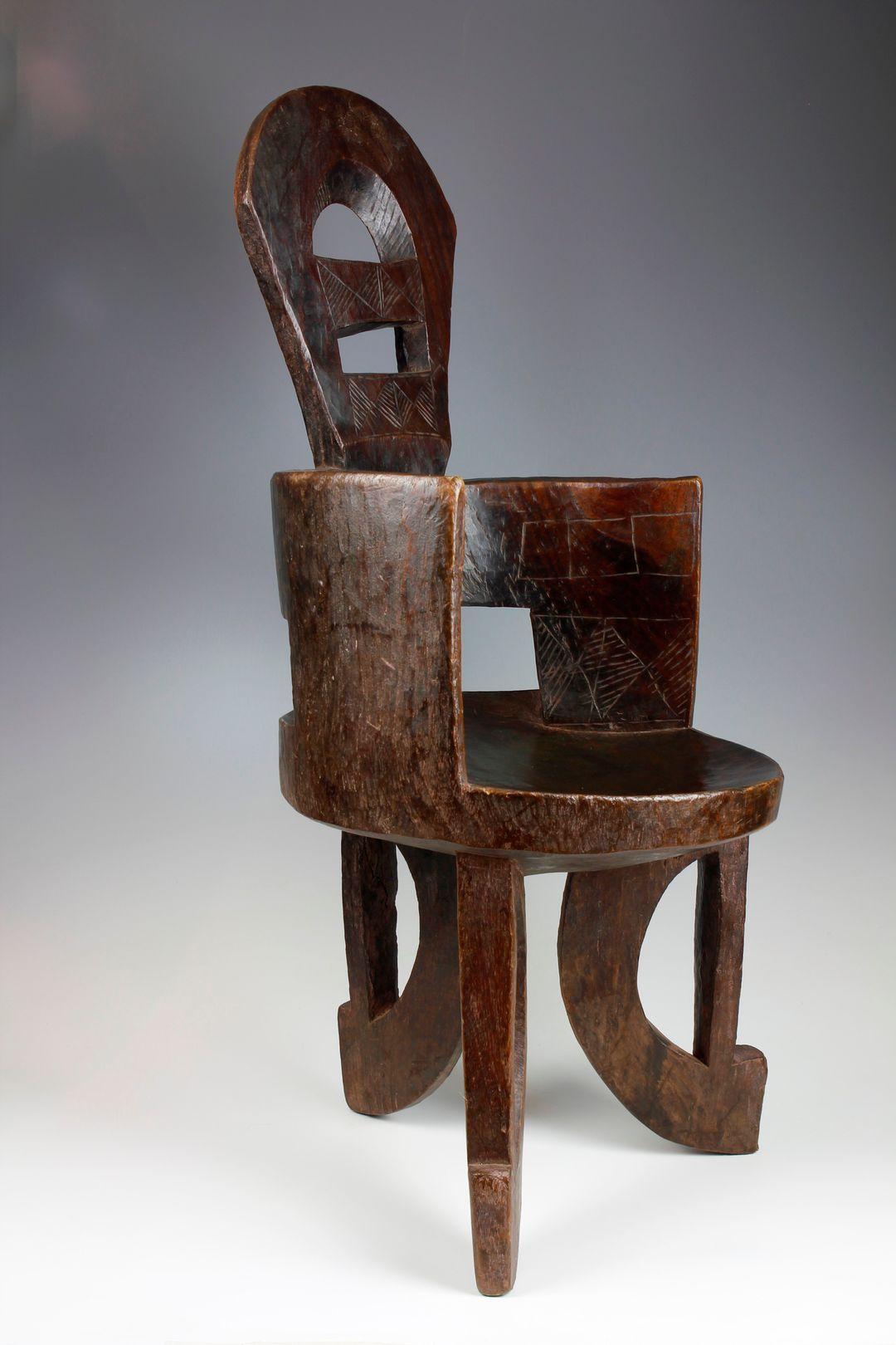 Tribal Slender 19th Century High-Backed Ethiopian Chair For Sale