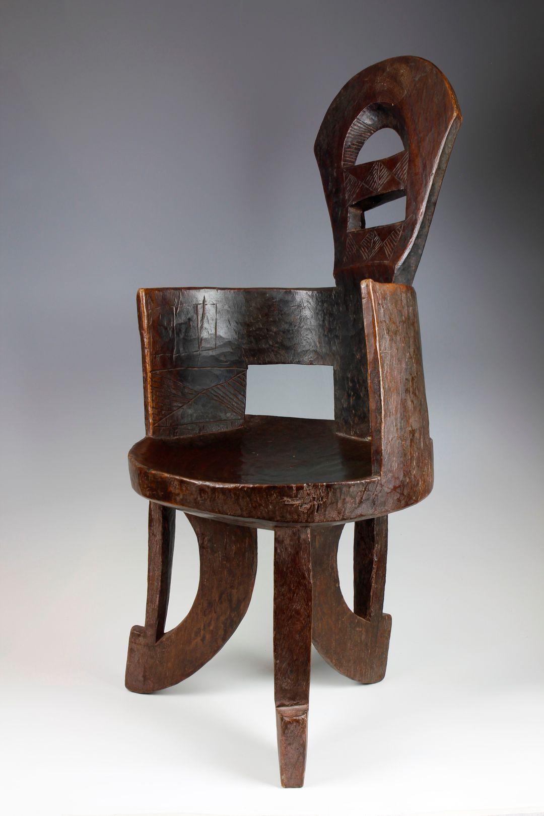 Carved Slender 19th Century High-Backed Ethiopian Chair For Sale