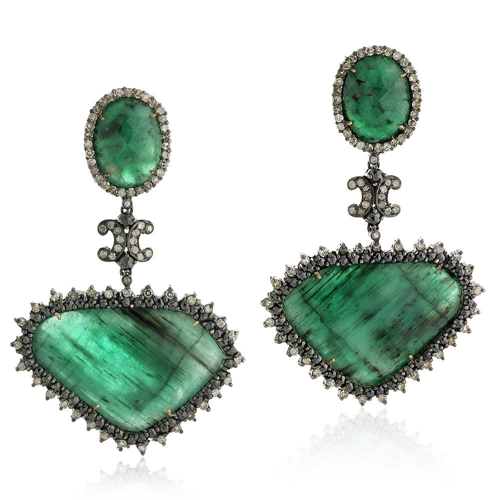 Slice Emerald Earring with Diamonds In New Condition In New York, NY