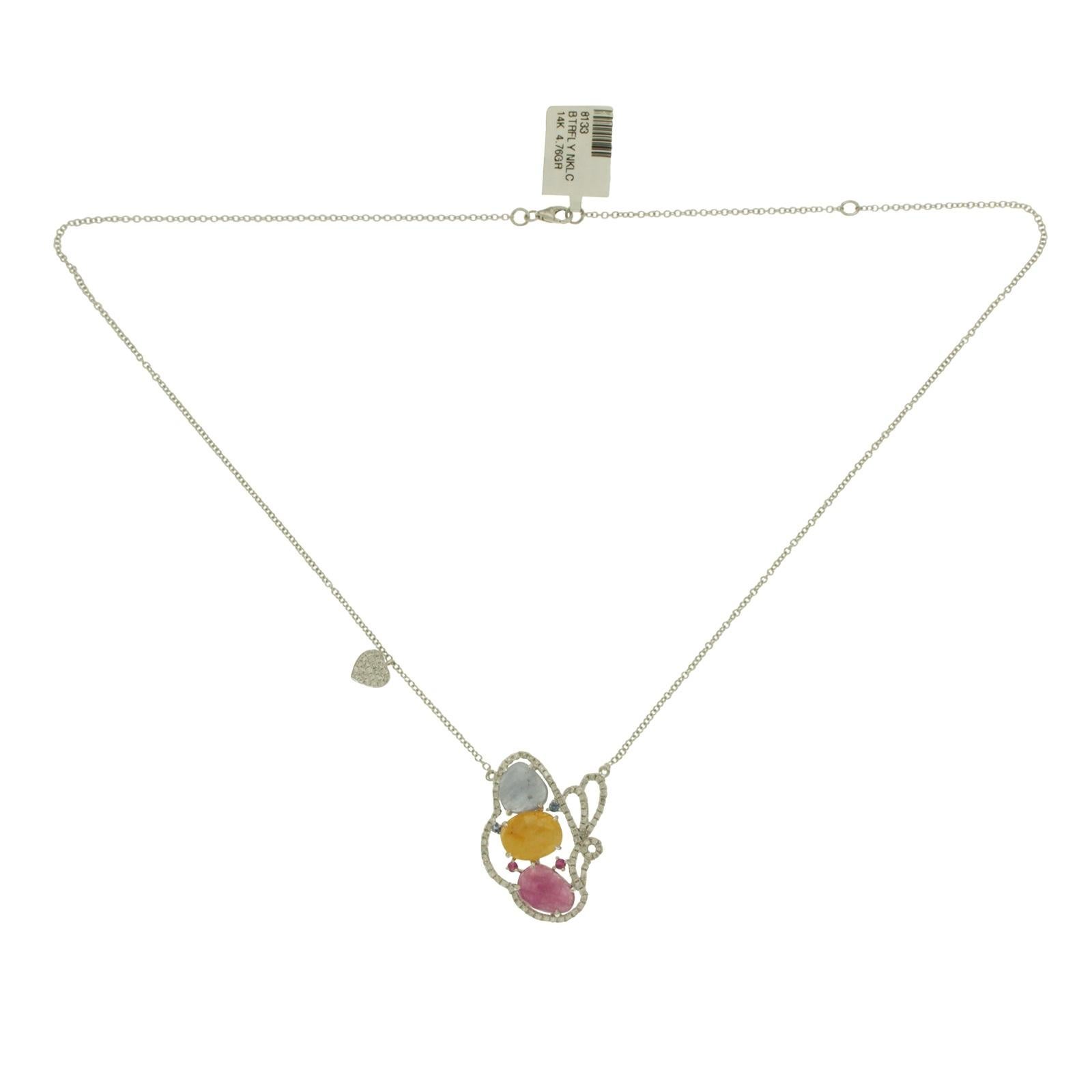 Collana con cuore a farfalla in oro 14k con zaffiro multiplo da 6 carati e 0,59 carati di diamanti In condizioni Nuovo in vendita a Los Angeles, CA